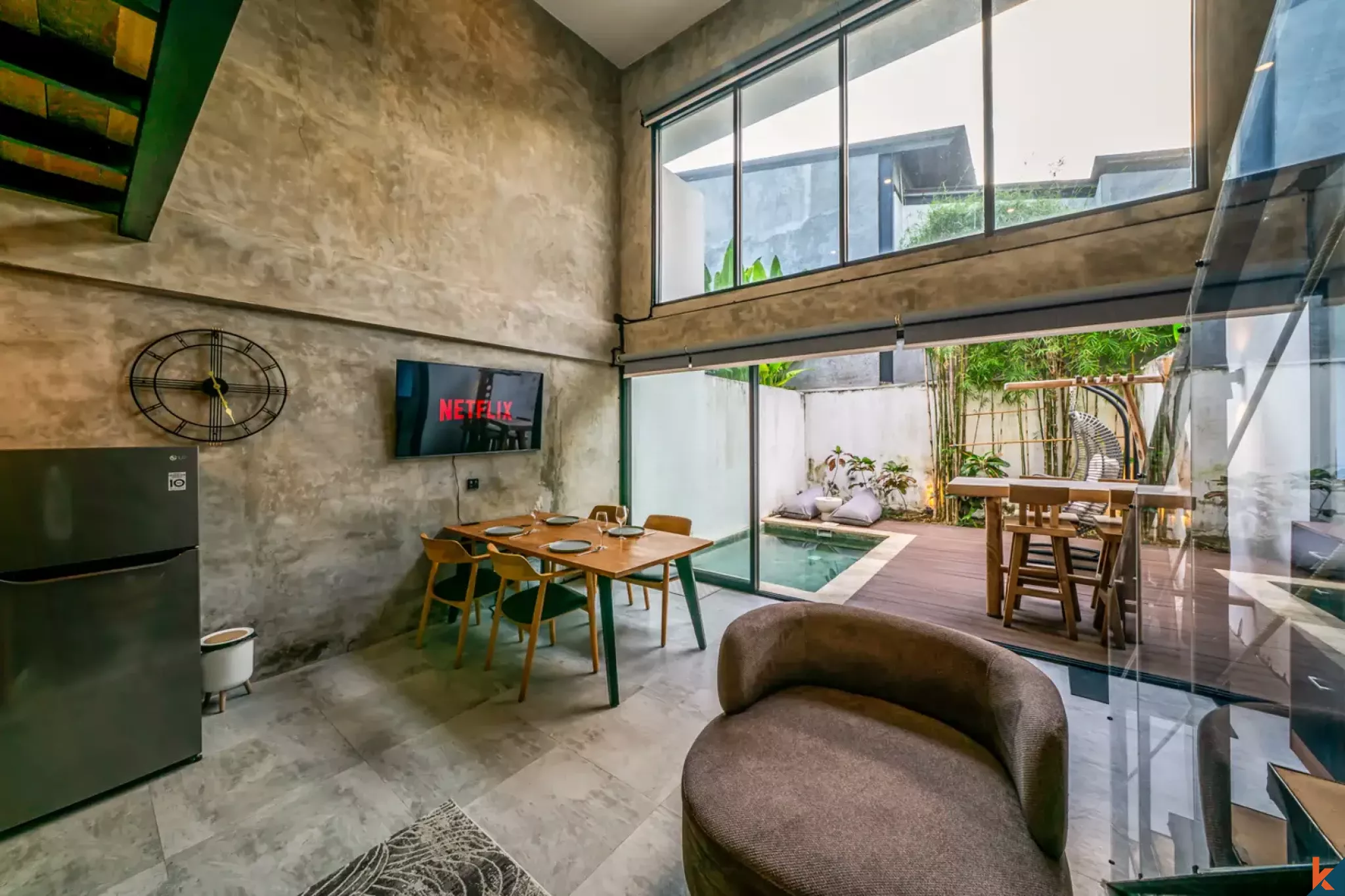 Superbe propriété de style loft d'une chambre à louer à Babakan
