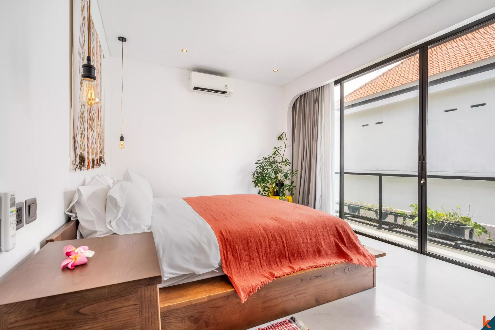 Modern Two Bedroom In The Central Umalas