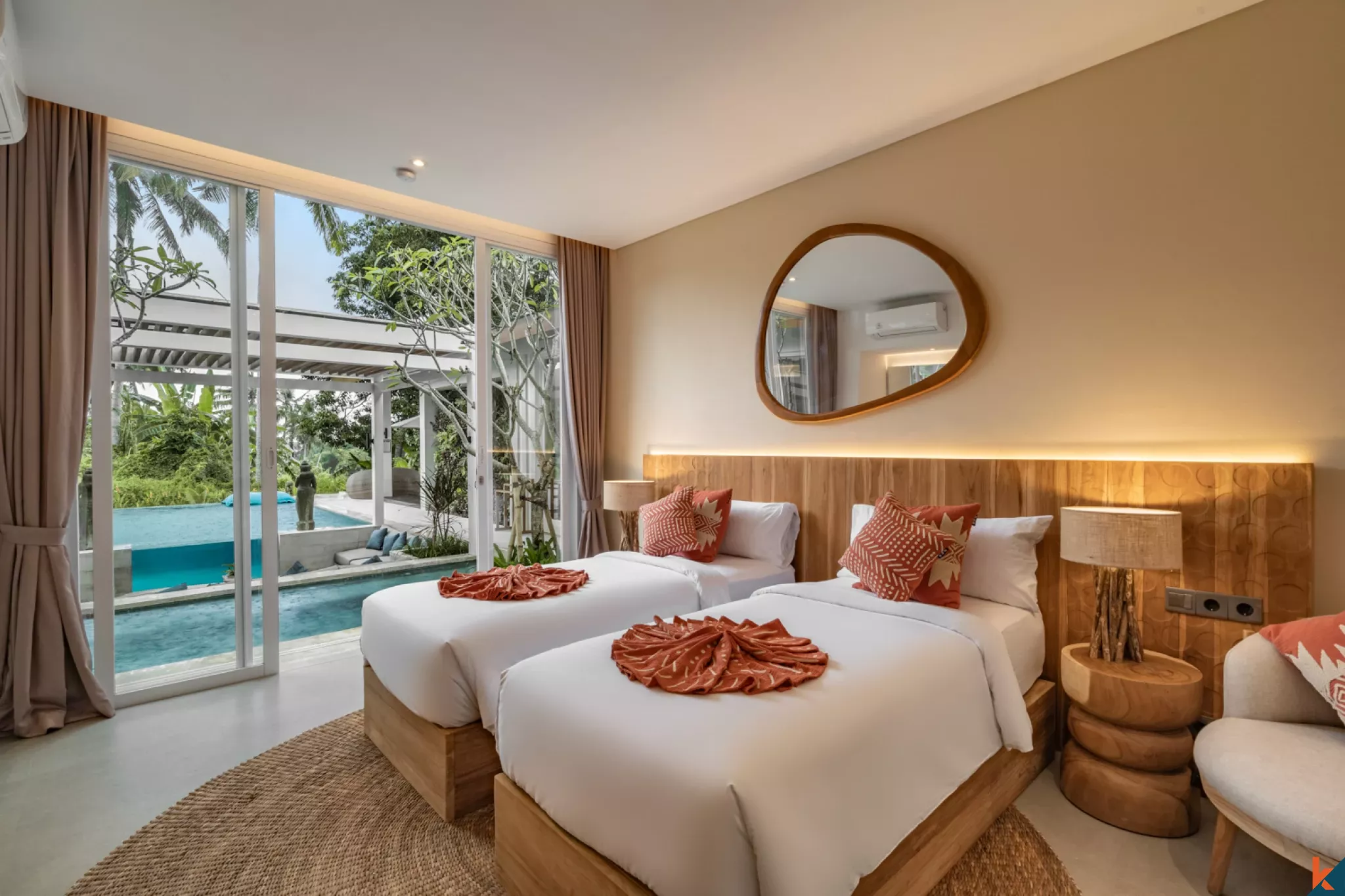 Modern 4-Bedroom Luxury Villa with Private Pool & Gym in Ubud