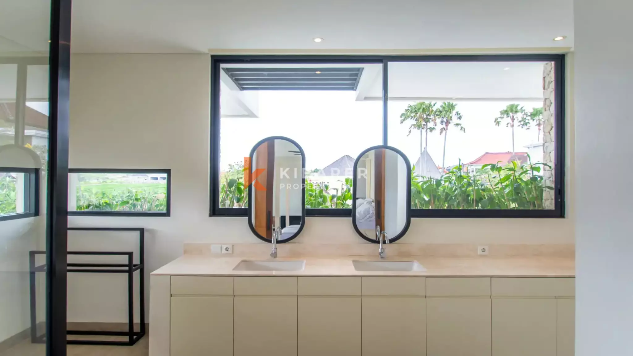 Luxury Four-Bedroom Villa with Rice Field Surroundings in Canggu