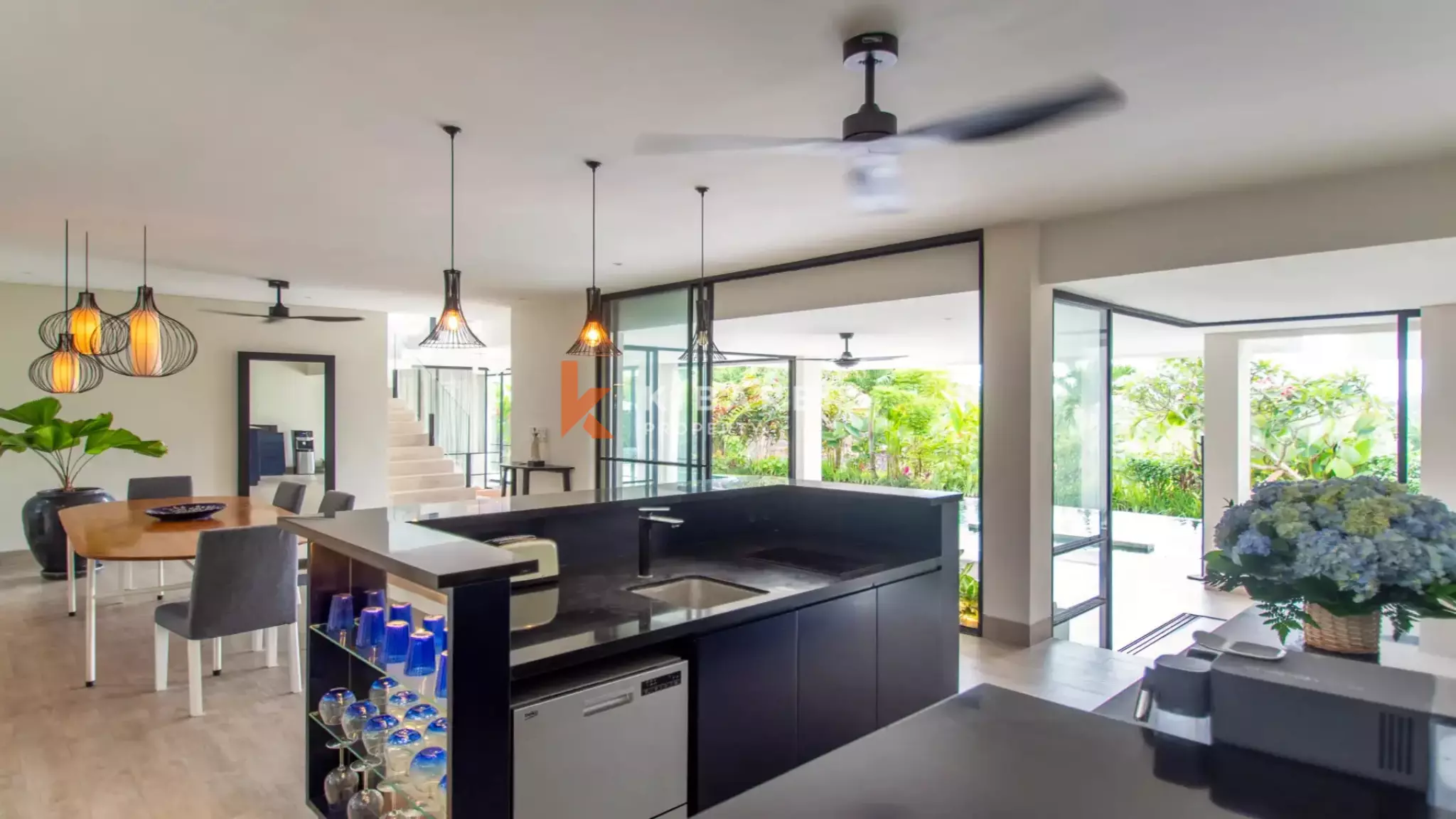 Luxury Four-Bedroom Villa with Rice Field Surroundings in Canggu