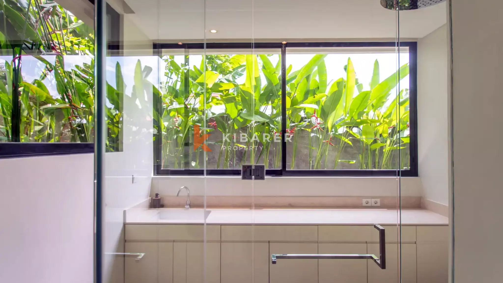 Luxury Four-Bedroom Villa with Rice Field Surroundings in Canggu