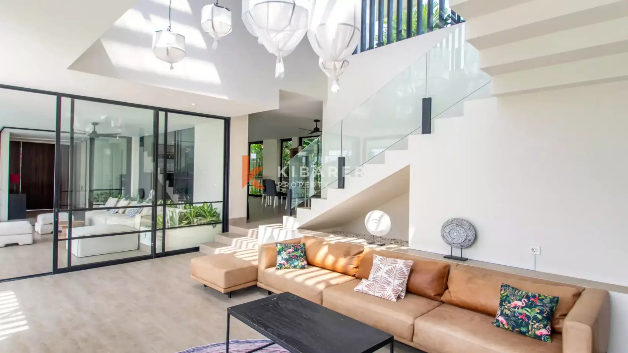 Luxury Four-Bedroom Villa with Rice Field Surroundings in Canggu
