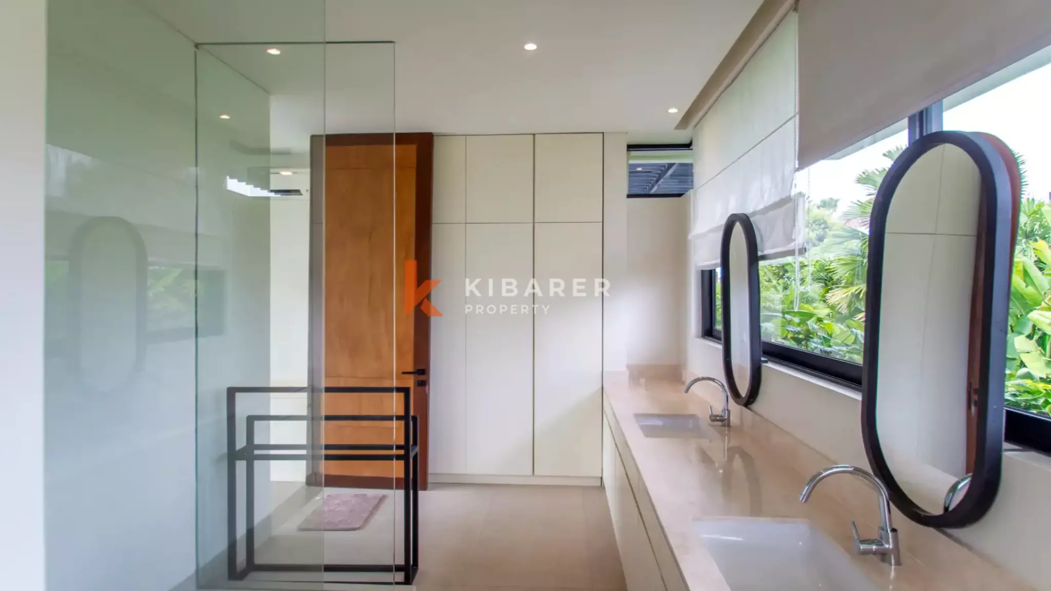 Luxury Four-Bedroom Villa with Rice Field Surroundings in Canggu