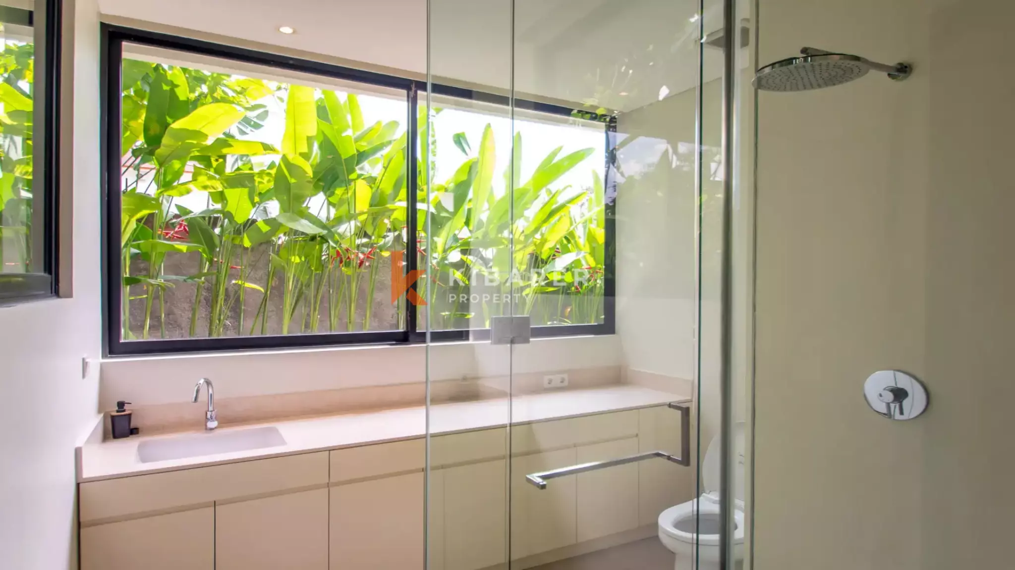 Luxury Four-Bedroom Villa with Rice Field Surroundings in Canggu