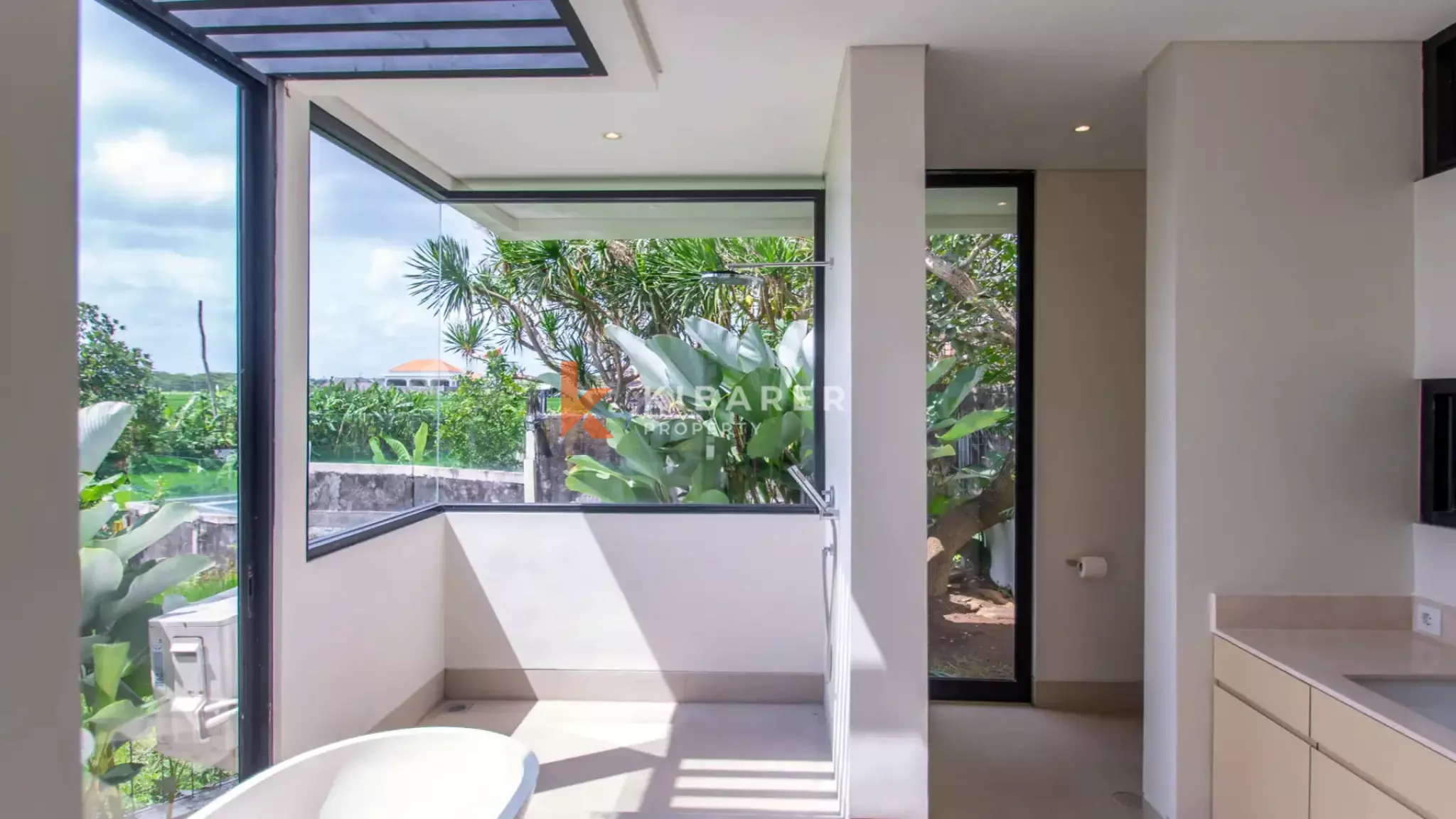 Luxury Four-Bedroom Villa with Rice Field Surroundings in Canggu