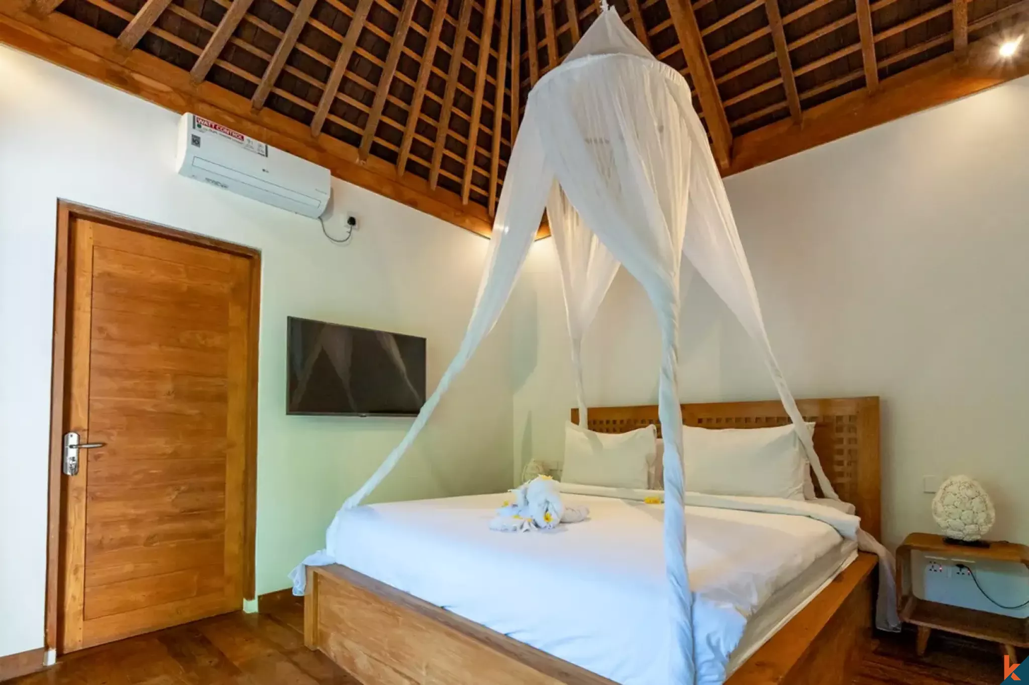 Leasehold investment villa complex opportunity in Central Seminyak