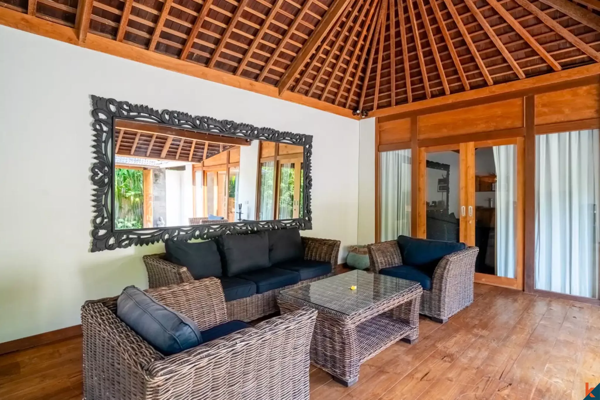 Leasehold investment villa complex opportunity in Central Seminyak