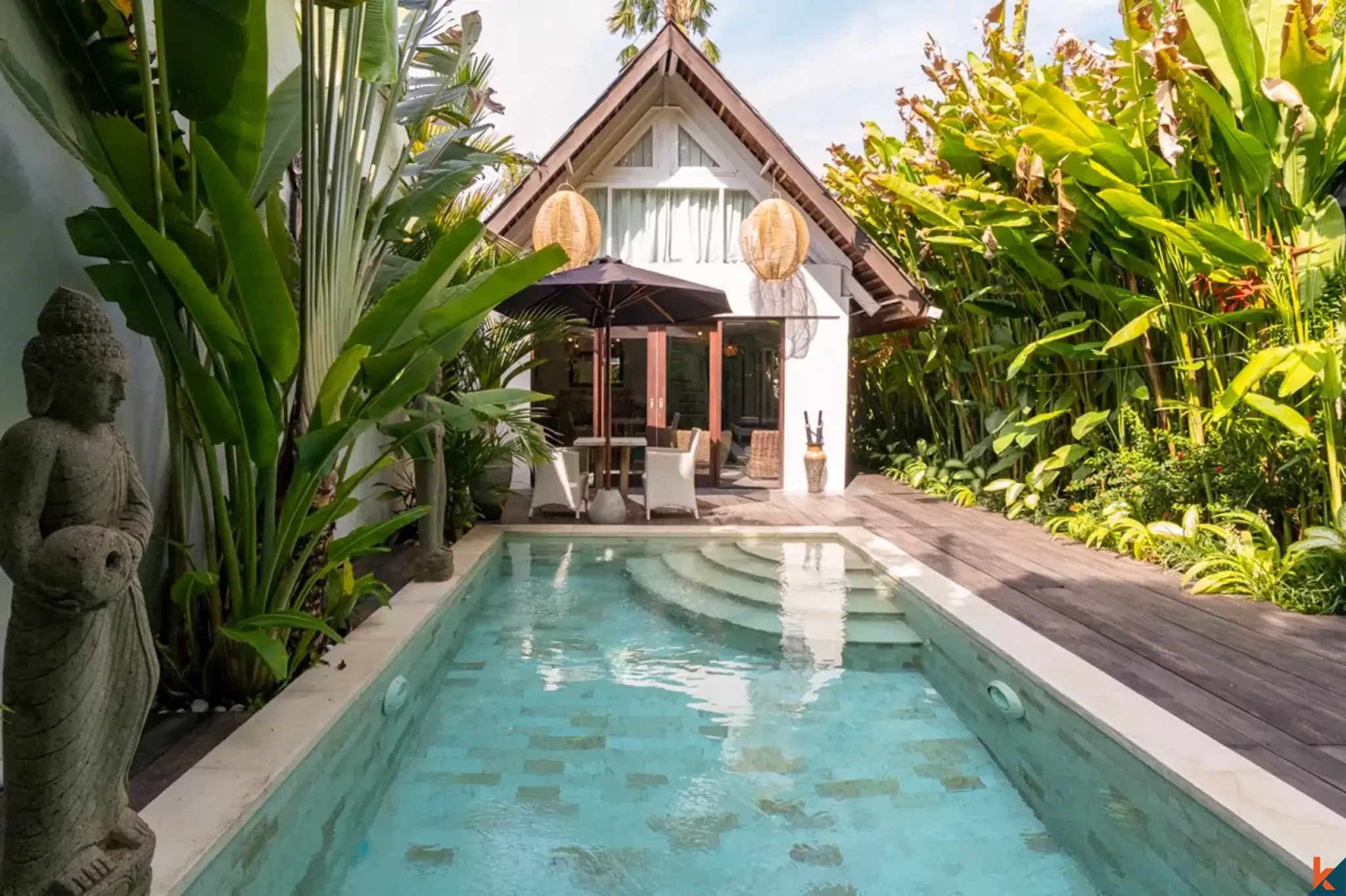 Leasehold investment villa complex opportunity in Central Seminyak