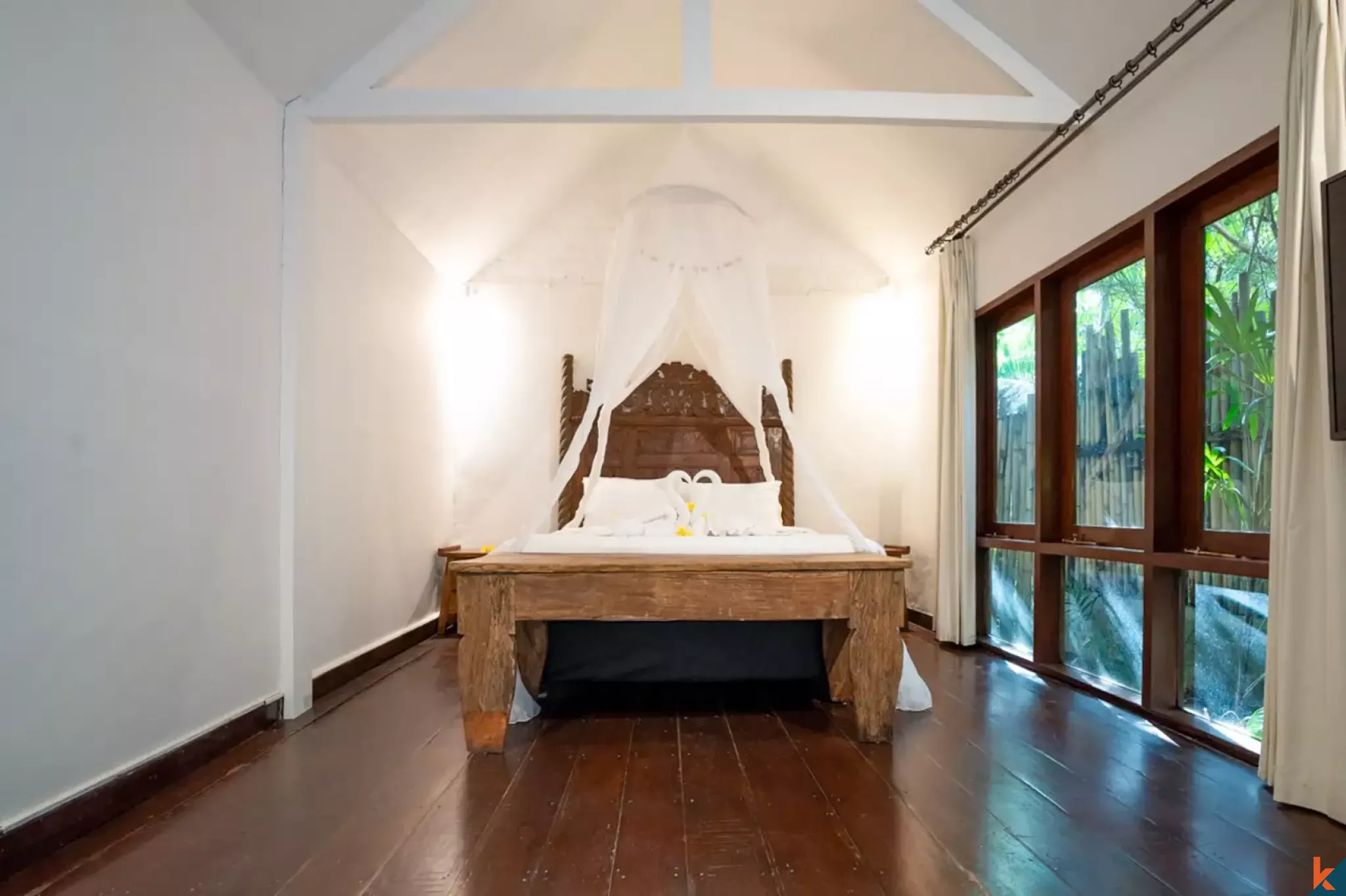 Leasehold investment villa complex opportunity in Central Seminyak
