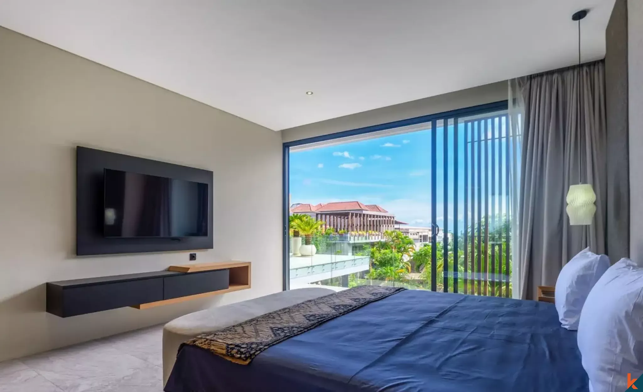 Perumahan hak milik empat kamar tidur berkualitas luar biasa yang menghadap Teluk Jimbaran