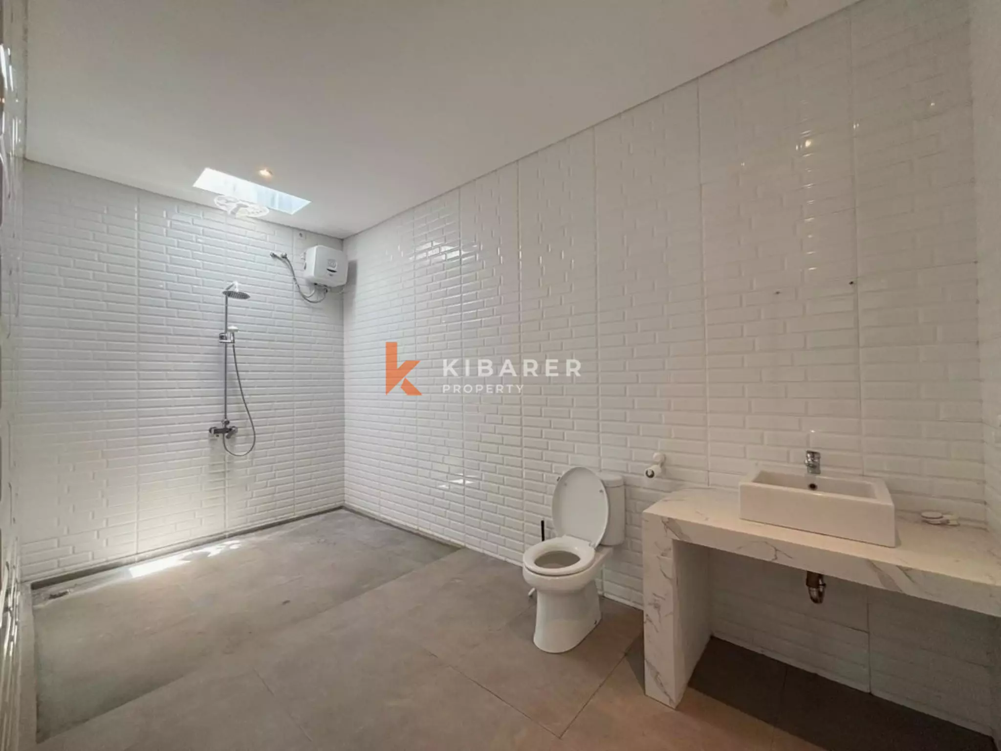 Design Your Dream Space – Unfurnished Three Bedroom Villa in Pererenan