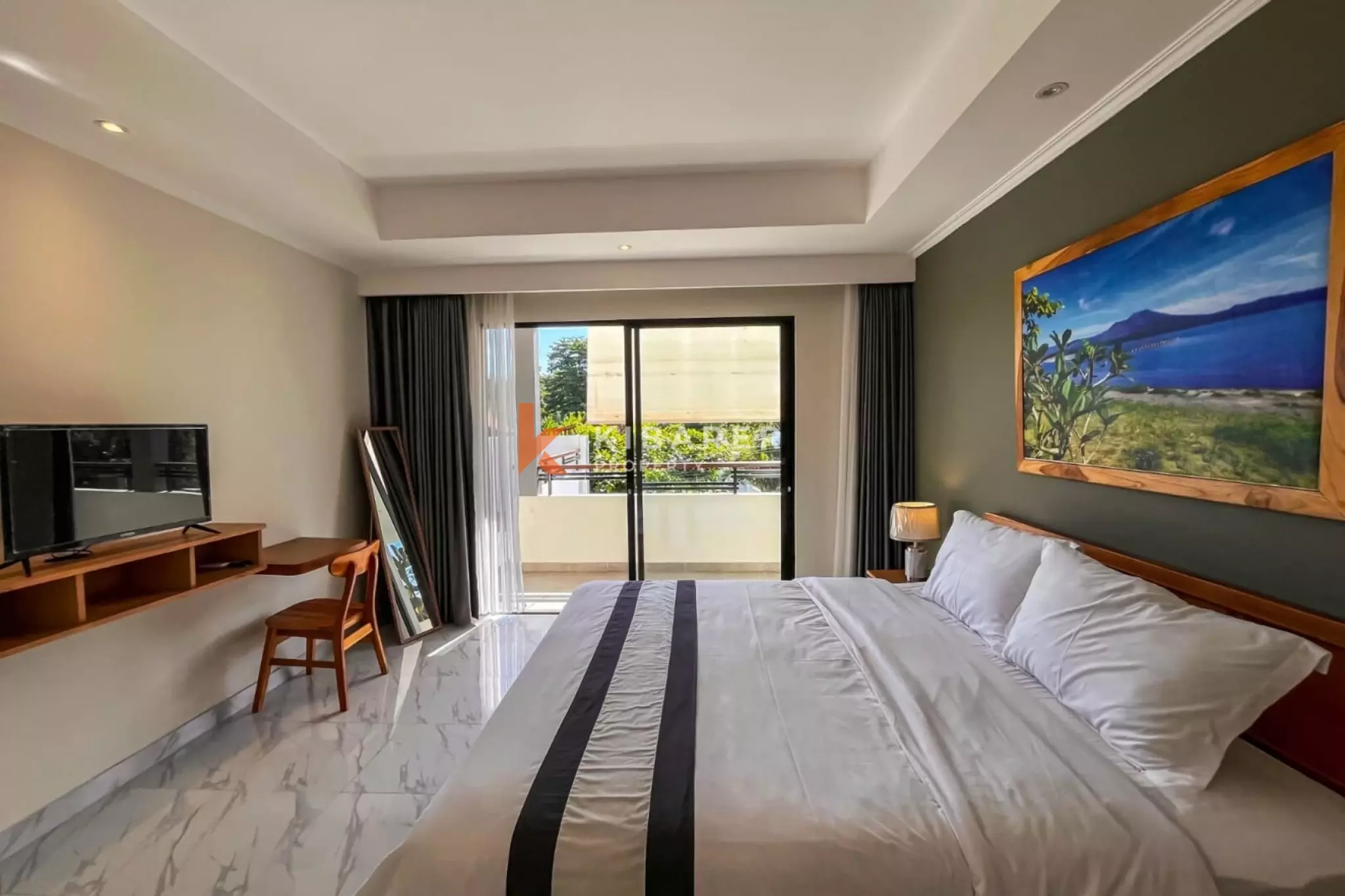 Vila Minimalis Tiga Kamar Tidur dengan Ruang Terbuka di Ungasan