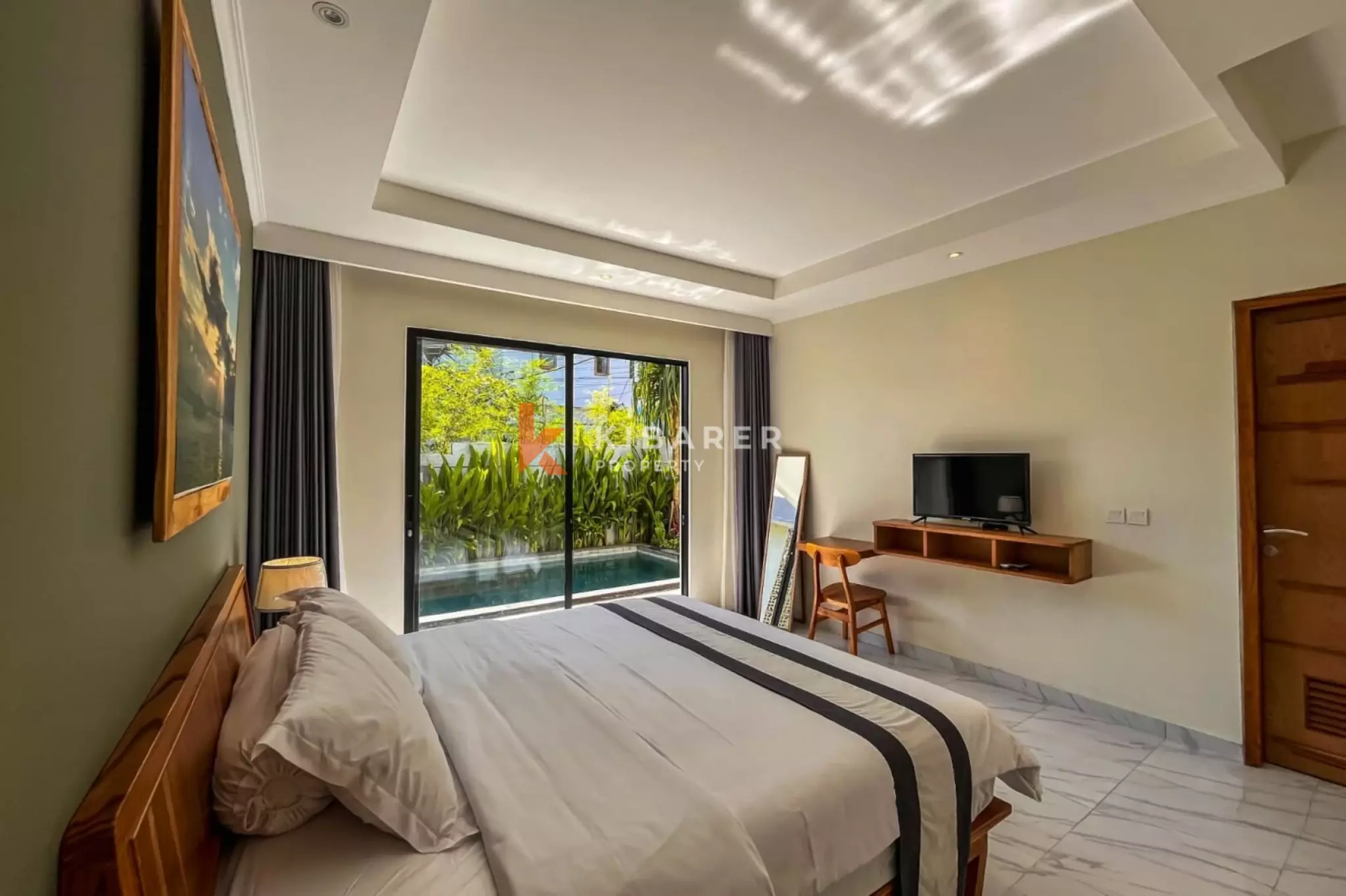 Vila Minimalis Tiga Kamar Tidur dengan Ruang Terbuka di Ungasan