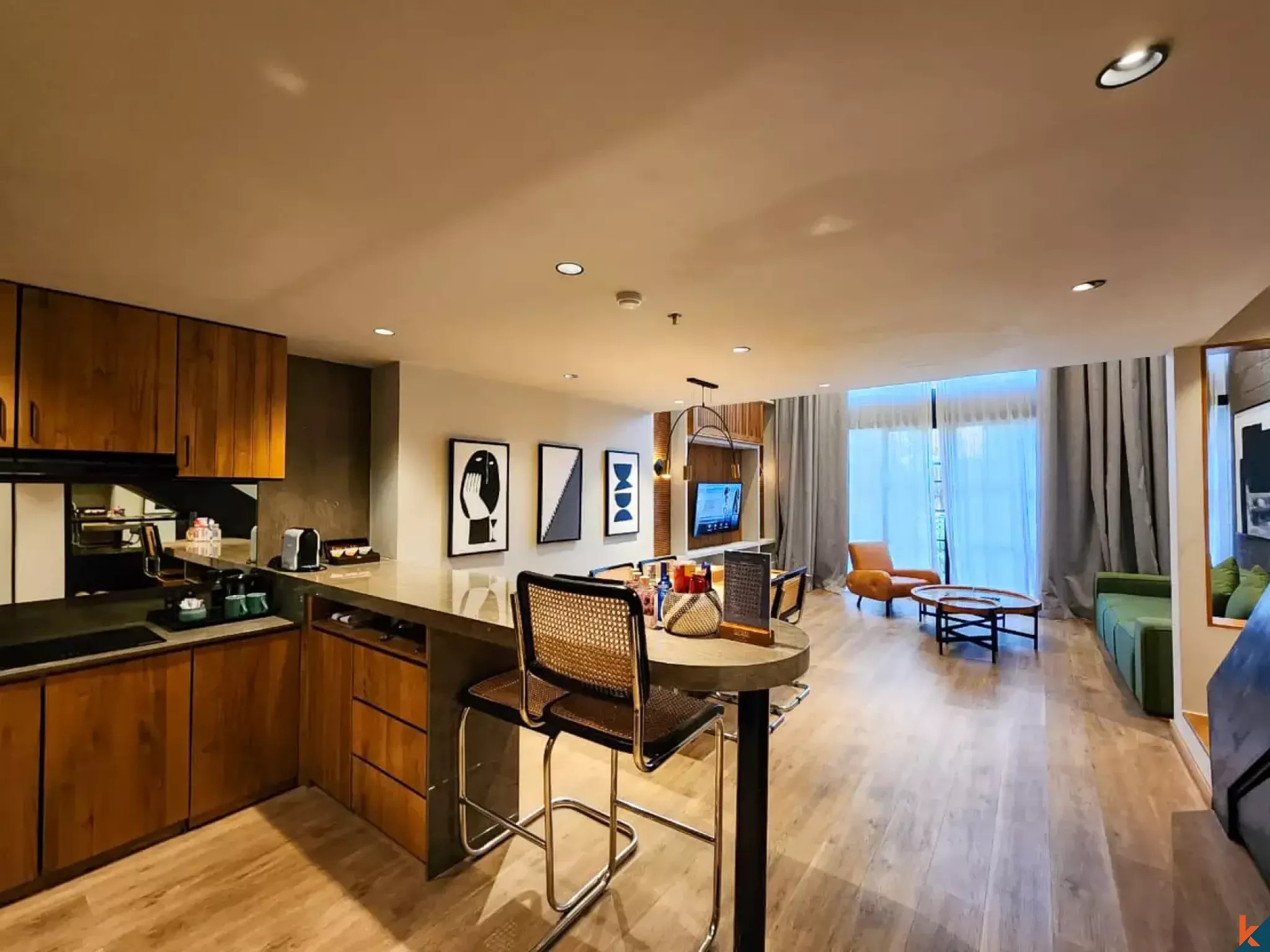 Apartemen loft dengan satu kamar tidur yang disewakan, bagian dari hotel bintang lima di Berawa