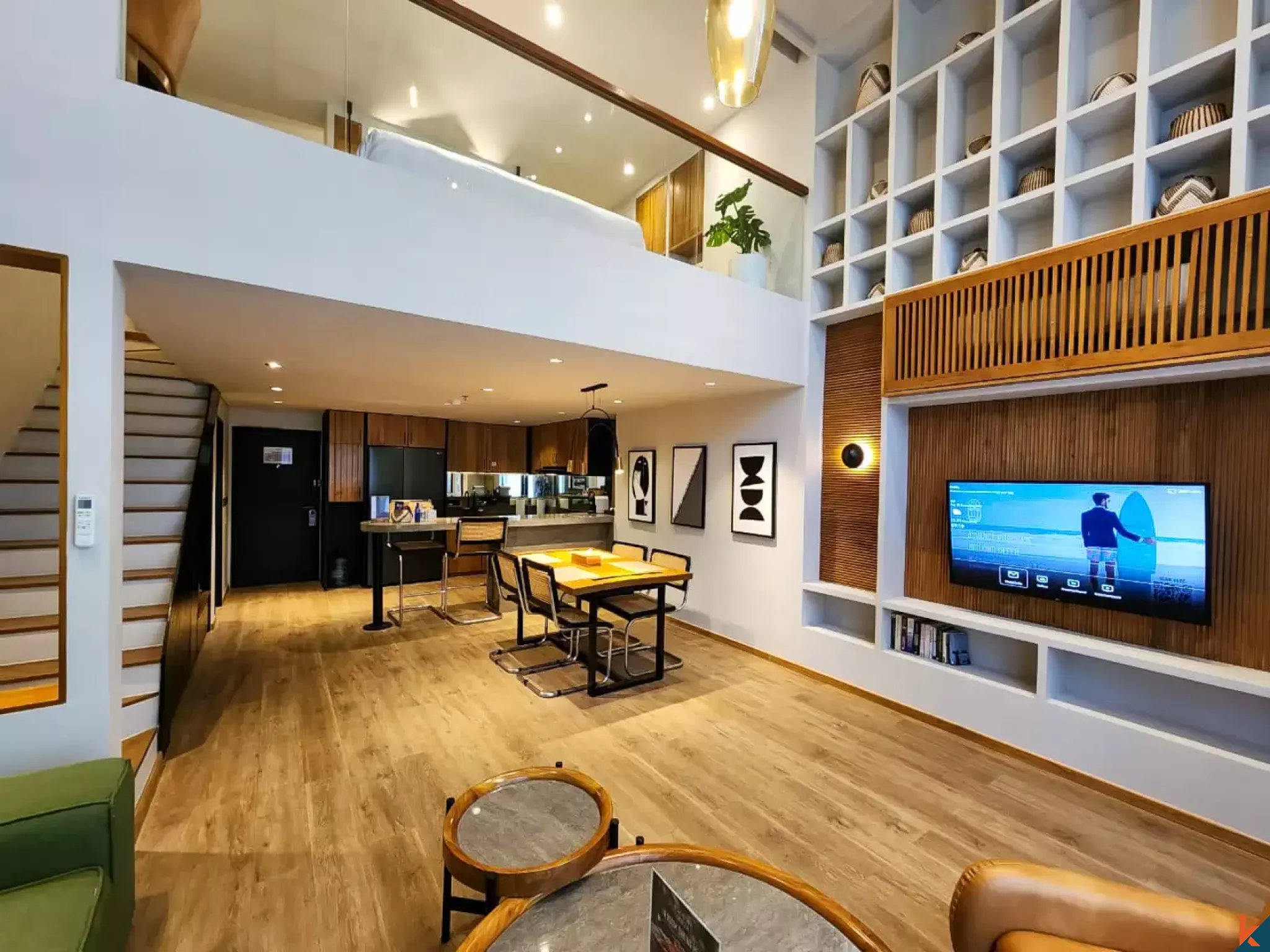 Apartemen loft dengan satu kamar tidur yang disewakan, bagian dari hotel bintang lima di Berawa