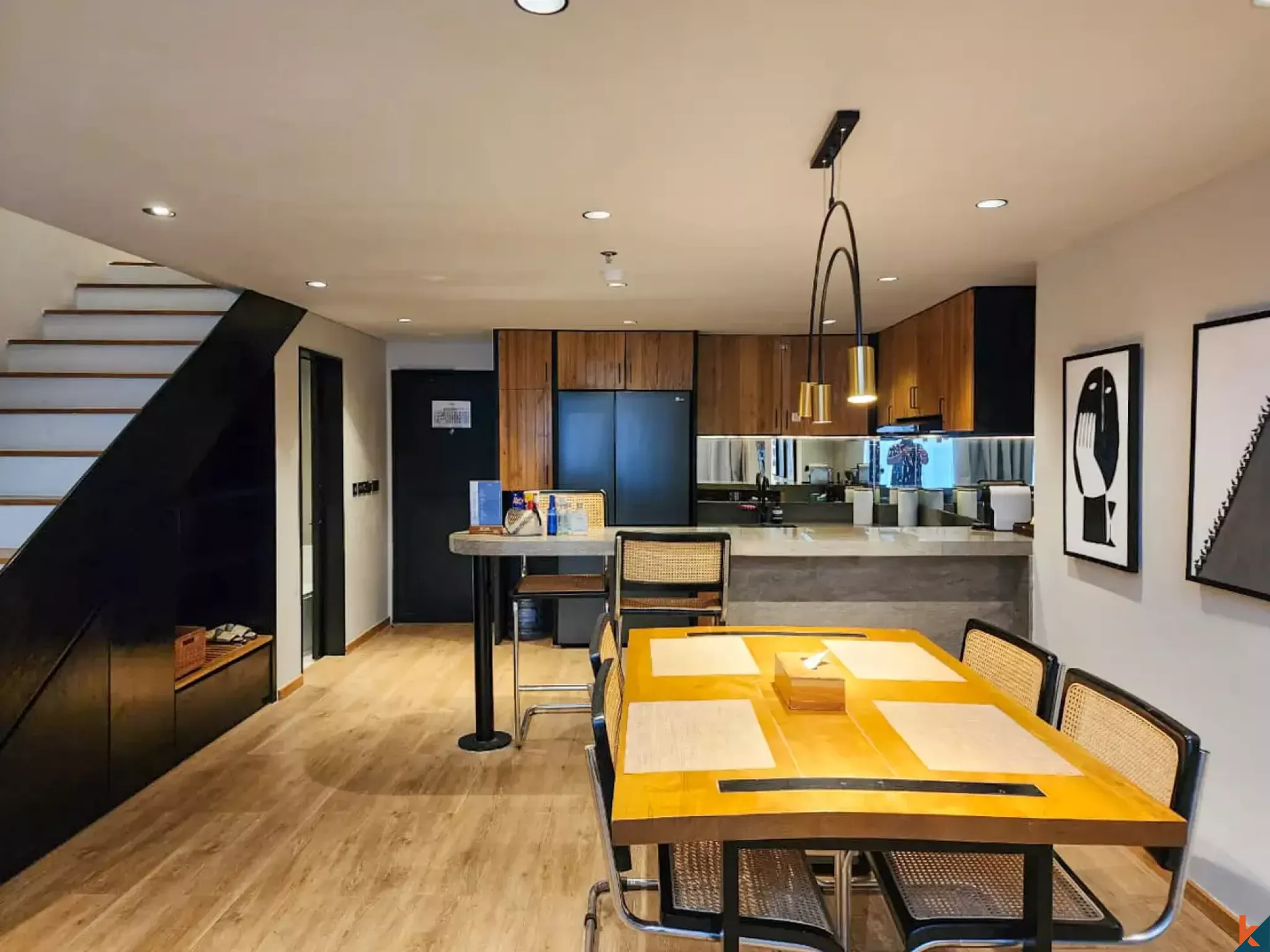 Apartemen loft dengan satu kamar tidur yang disewakan, bagian dari hotel bintang lima di Berawa