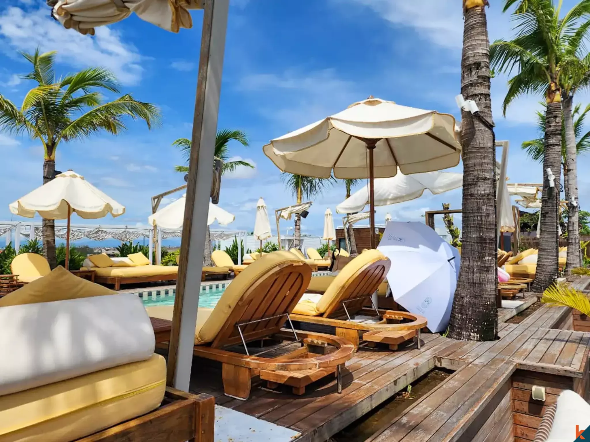 Apartemen loft dengan satu kamar tidur yang disewakan, bagian dari hotel bintang lima di Berawa