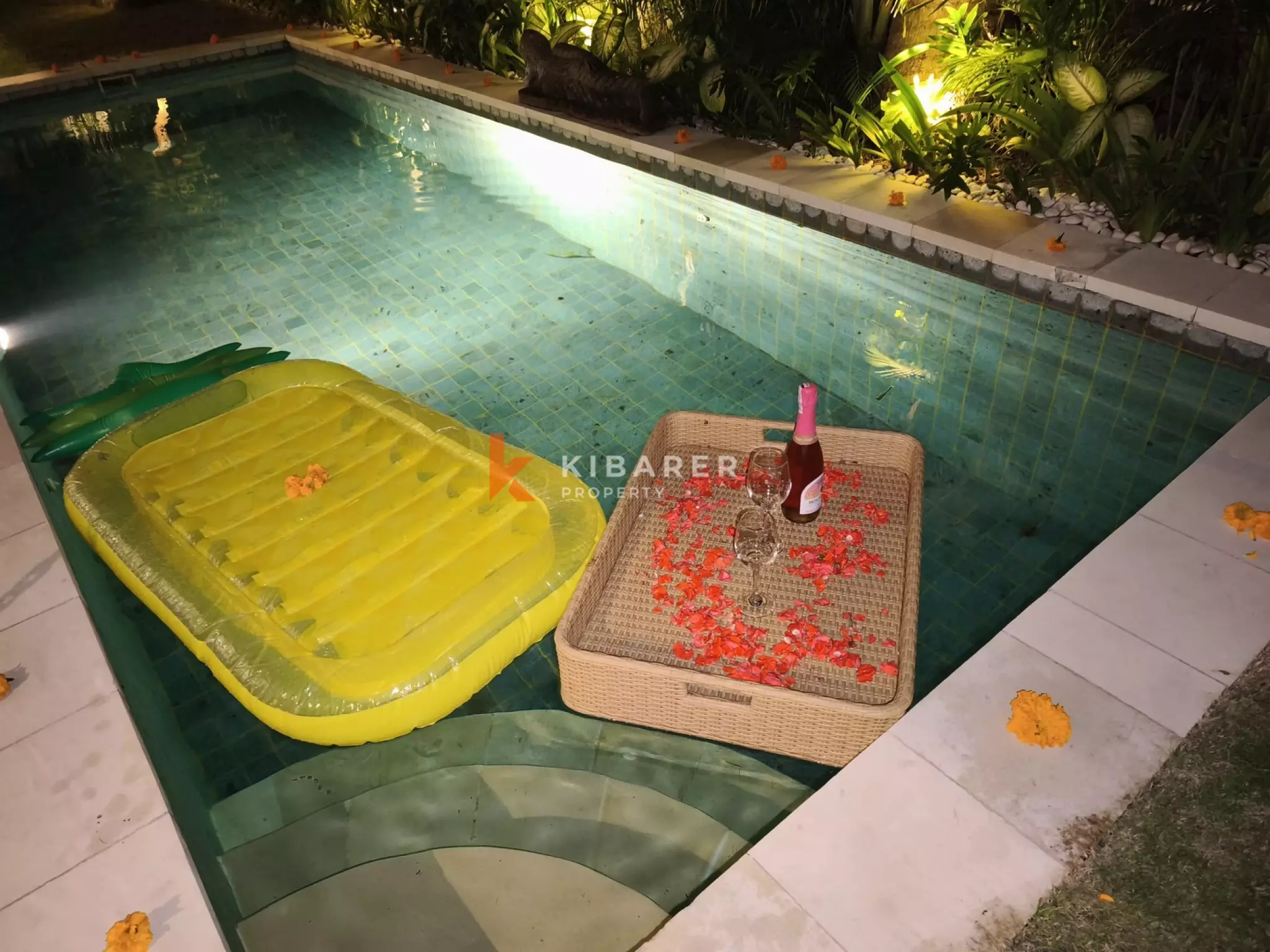 Bright and Airy Two Bedroom Garden Villa - Kerobokan Escape (Available on 16th December 2025)