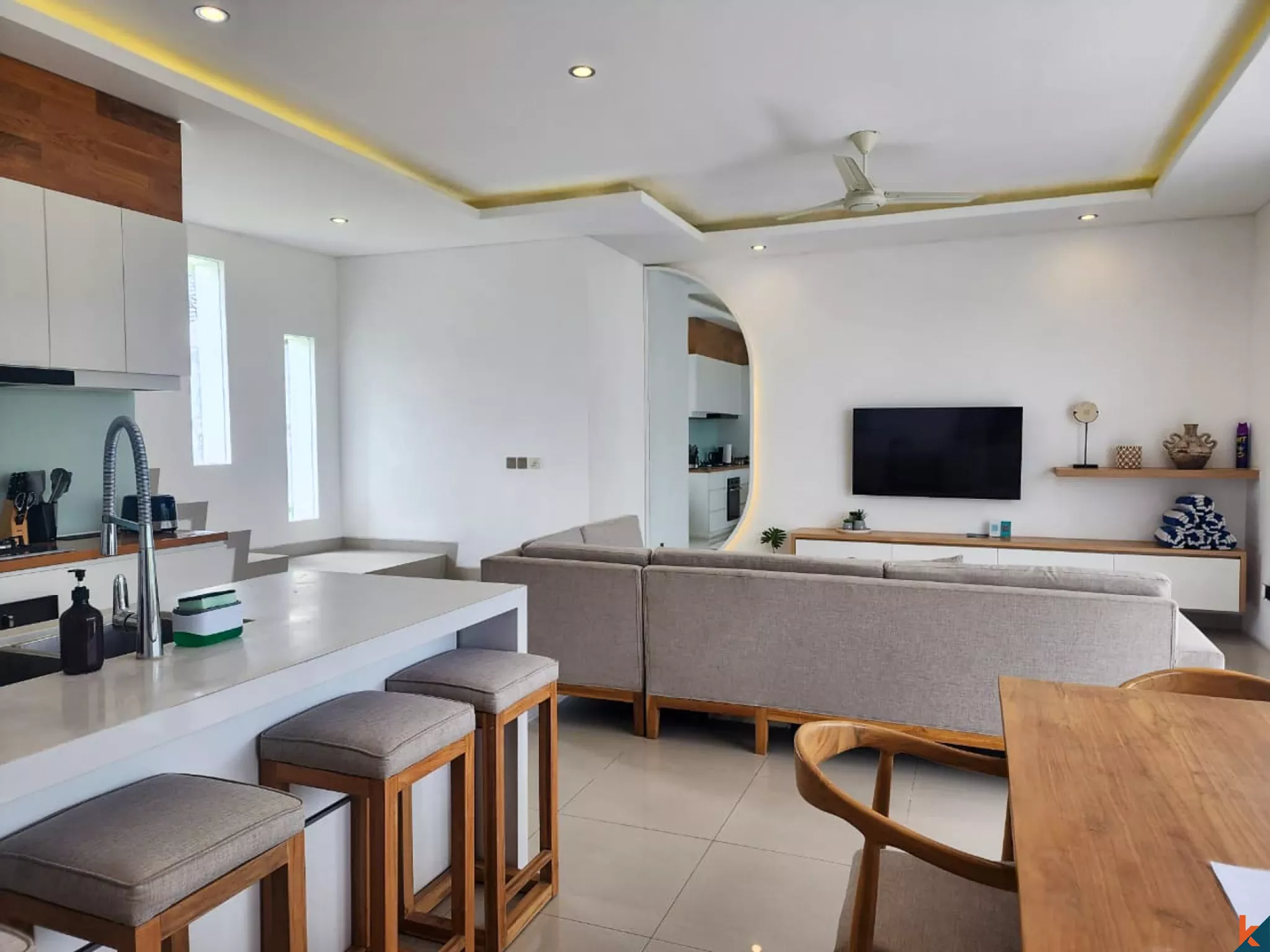 Villa Sewa dengan 3 Kamar Tidur yang Menawan, Terletak di Kawasan Tenang Seminyak