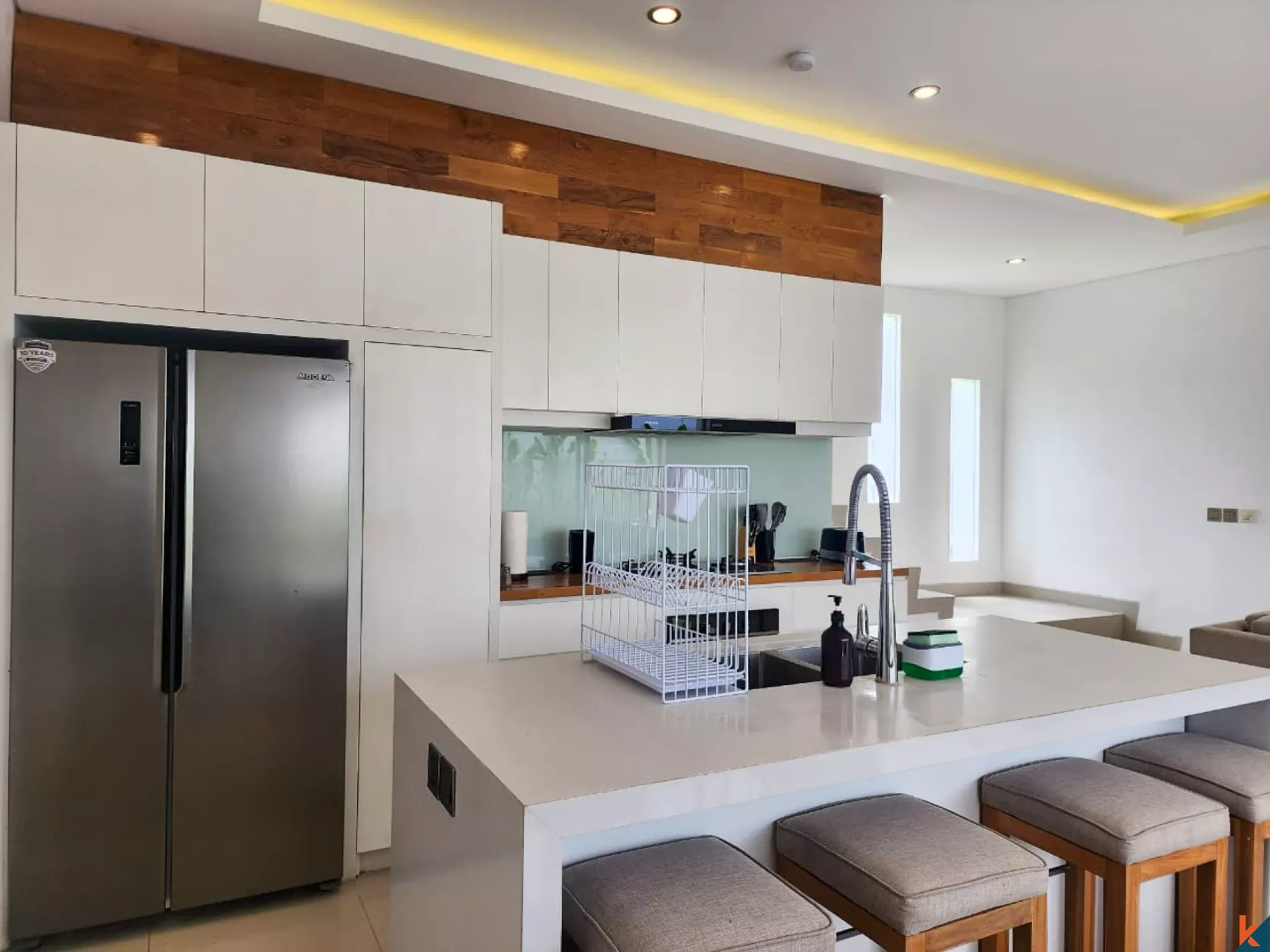 Villa Sewa dengan 3 Kamar Tidur yang Menawan, Terletak di Kawasan Tenang Seminyak