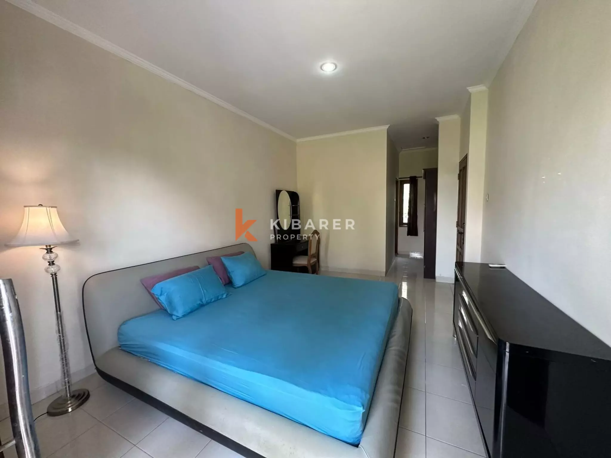 Magnifique maison de quatre chambres dans un emplacement privilégié à Denpasar