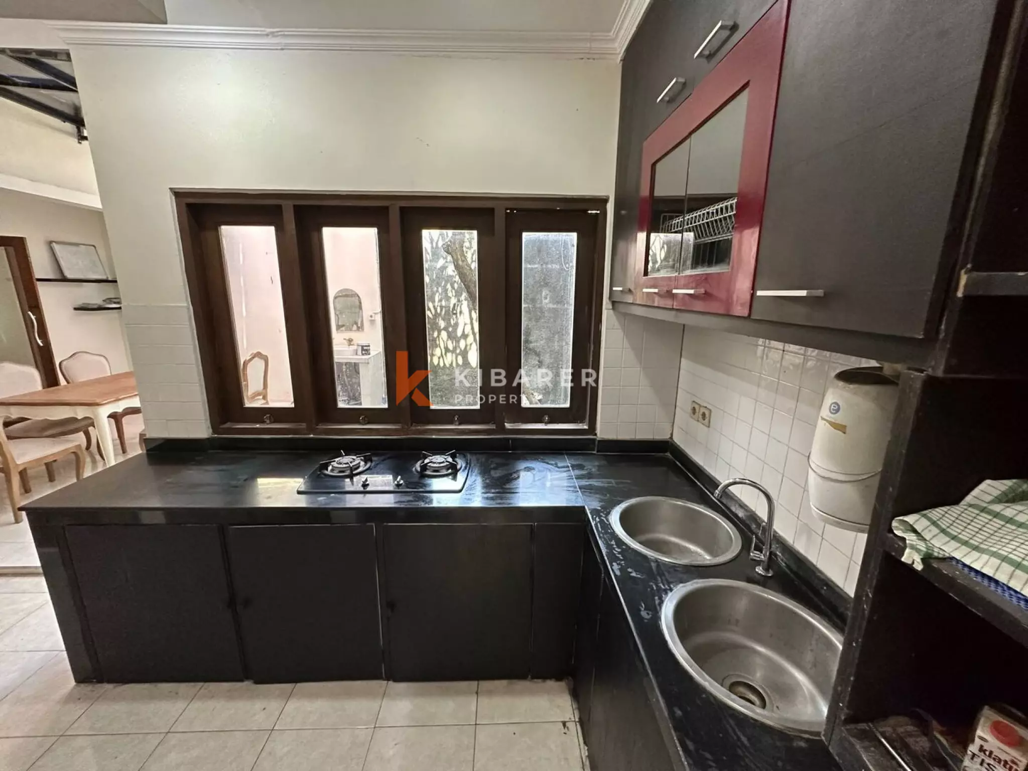 Magnifique maison de quatre chambres dans un emplacement privilégié à Denpasar