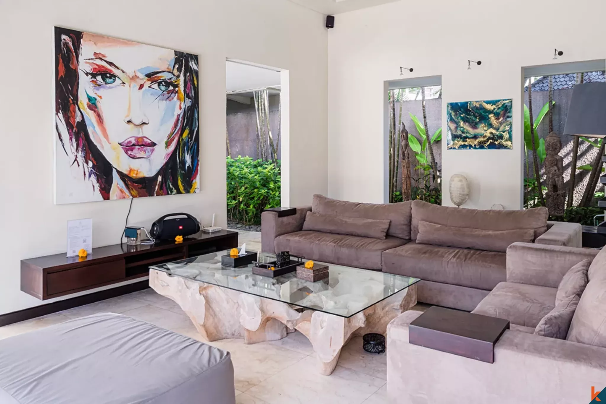 Amazing four bedroom leasehold estate near Berawa beach