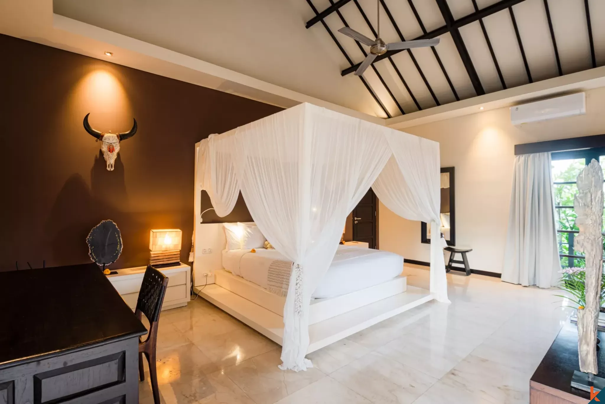 Amazing four bedroom leasehold estate near Berawa beach