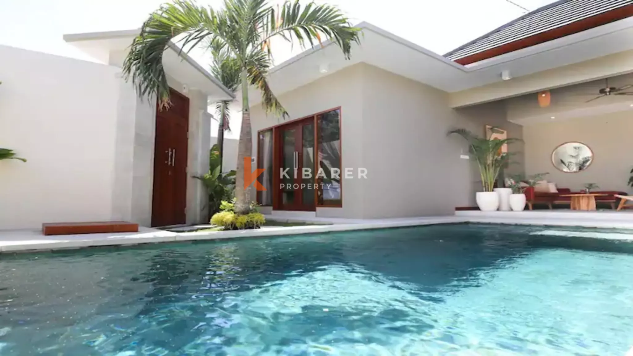 Vila Tropis Tiga Kamar Tidur dengan Ruang Terbuka di Pererenan