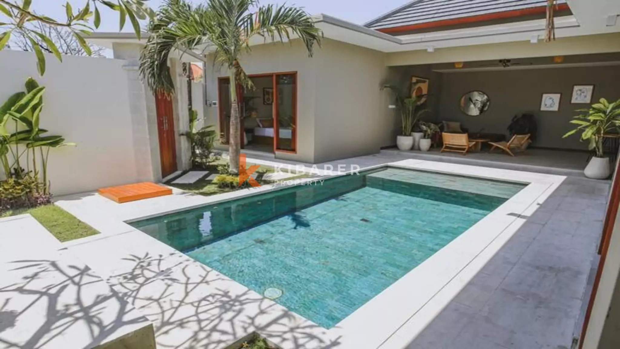 Vila Tropis Tiga Kamar Tidur dengan Ruang Terbuka di Pererenan