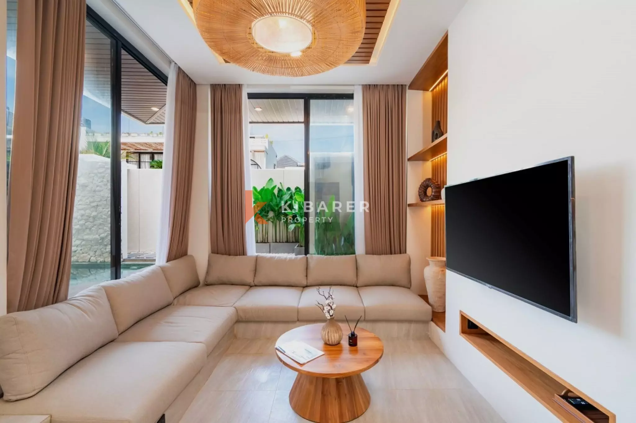 Vila Dua Kamar Tidur Hunian Modern di Area Canggu