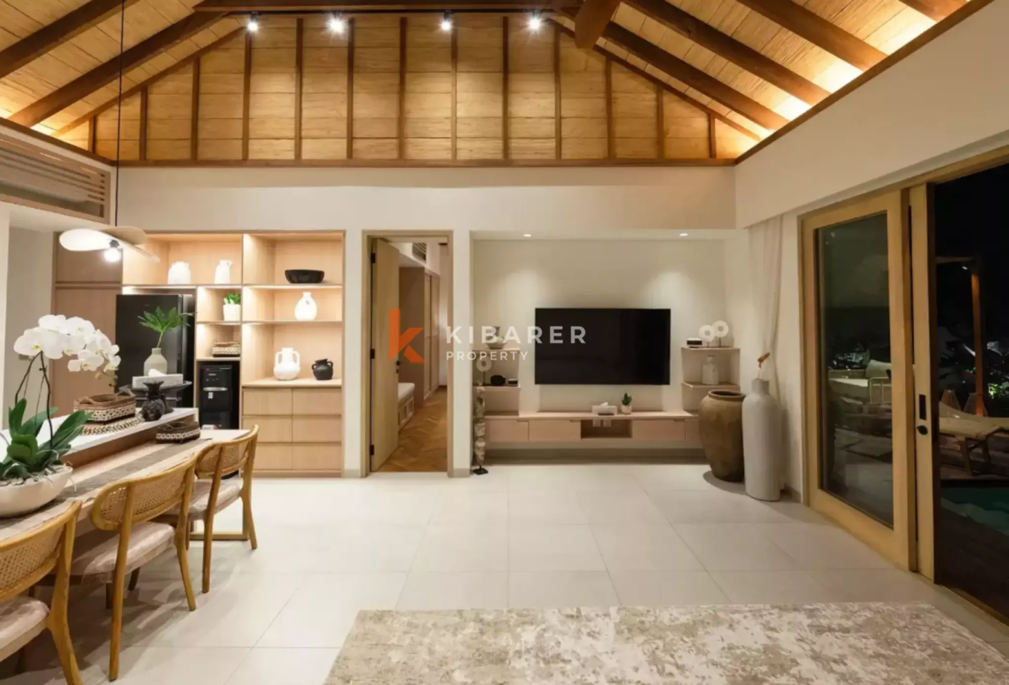 Vila Dua Kamar Tidur di Babakan – Pertemuan Minimalisme dan Ketenangan Tropis