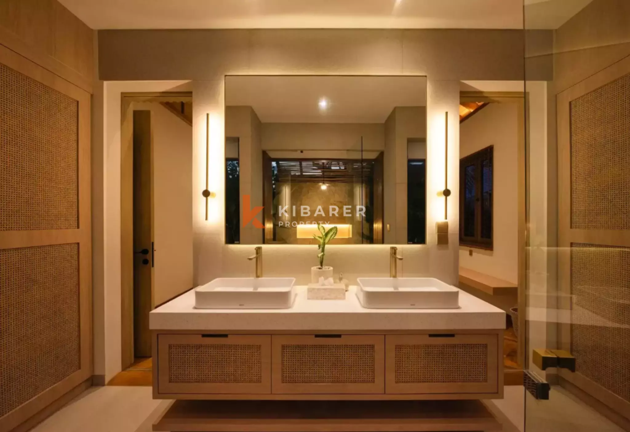 Vila Dua Kamar Tidur di Babakan – Pertemuan Minimalisme dan Ketenangan Tropis