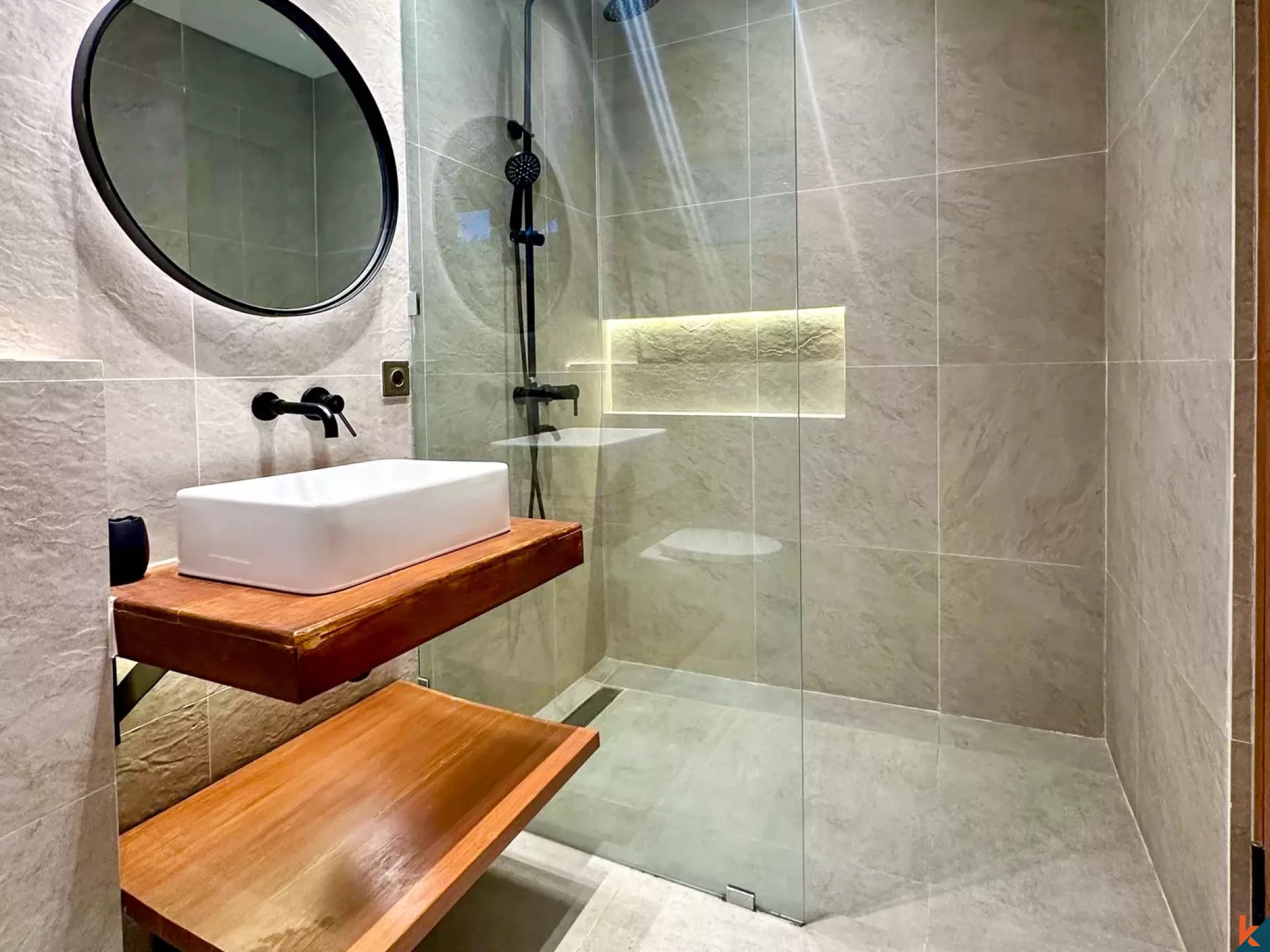 A High Quality Brand New 4-Bedroom Villa in Canggu