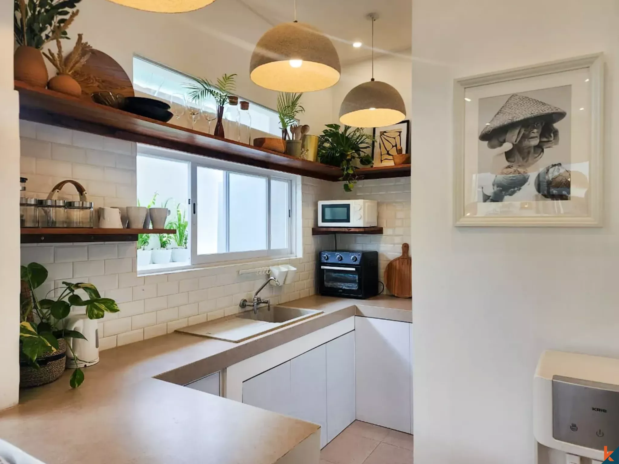 Vila sewa dua kamar tidur yang baru dan menawan, terletak di kawasan yang tenang di Tibubeneng