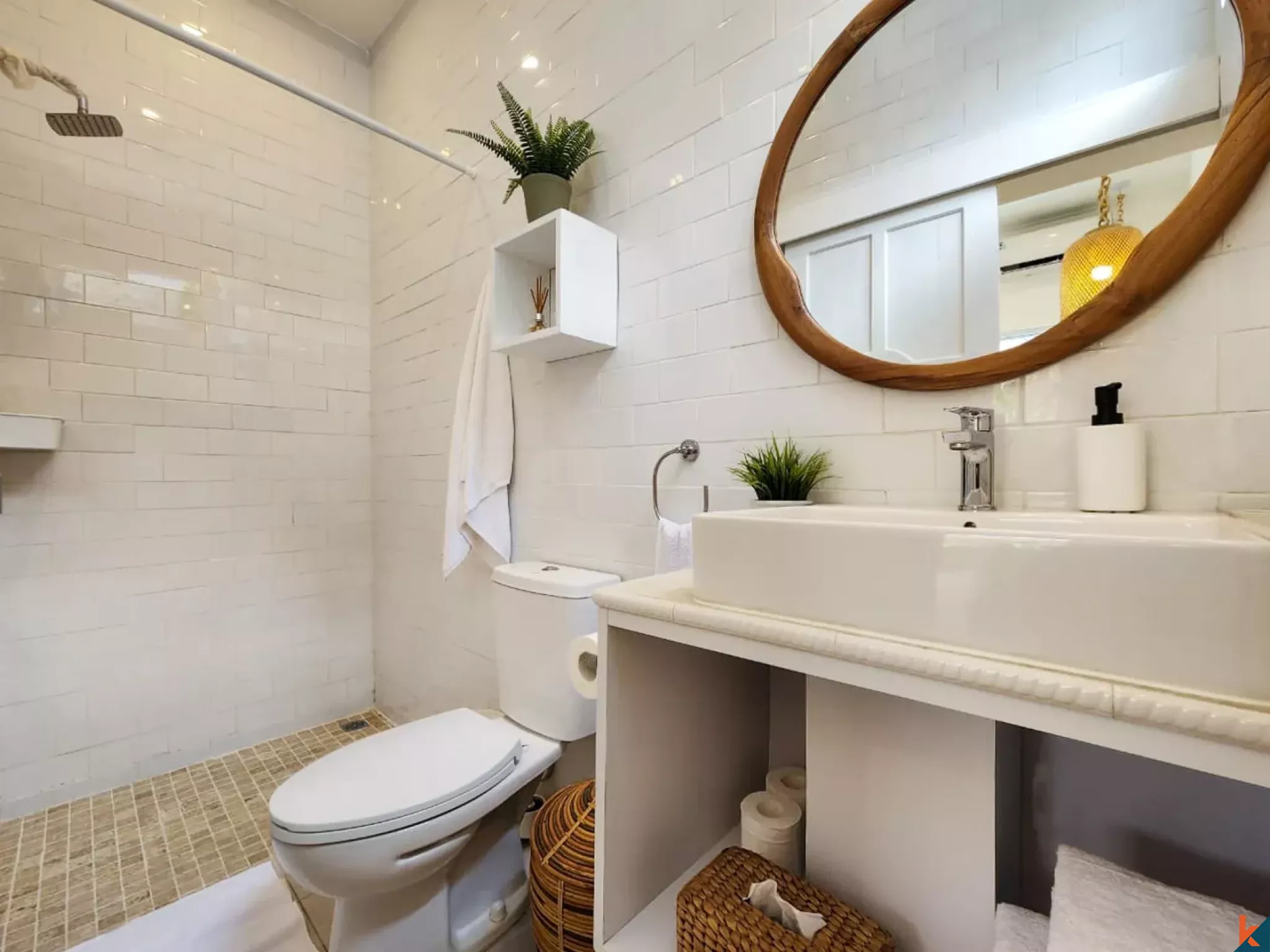 Vila sewa dua kamar tidur yang baru dan menawan, terletak di kawasan yang tenang di Tibubeneng