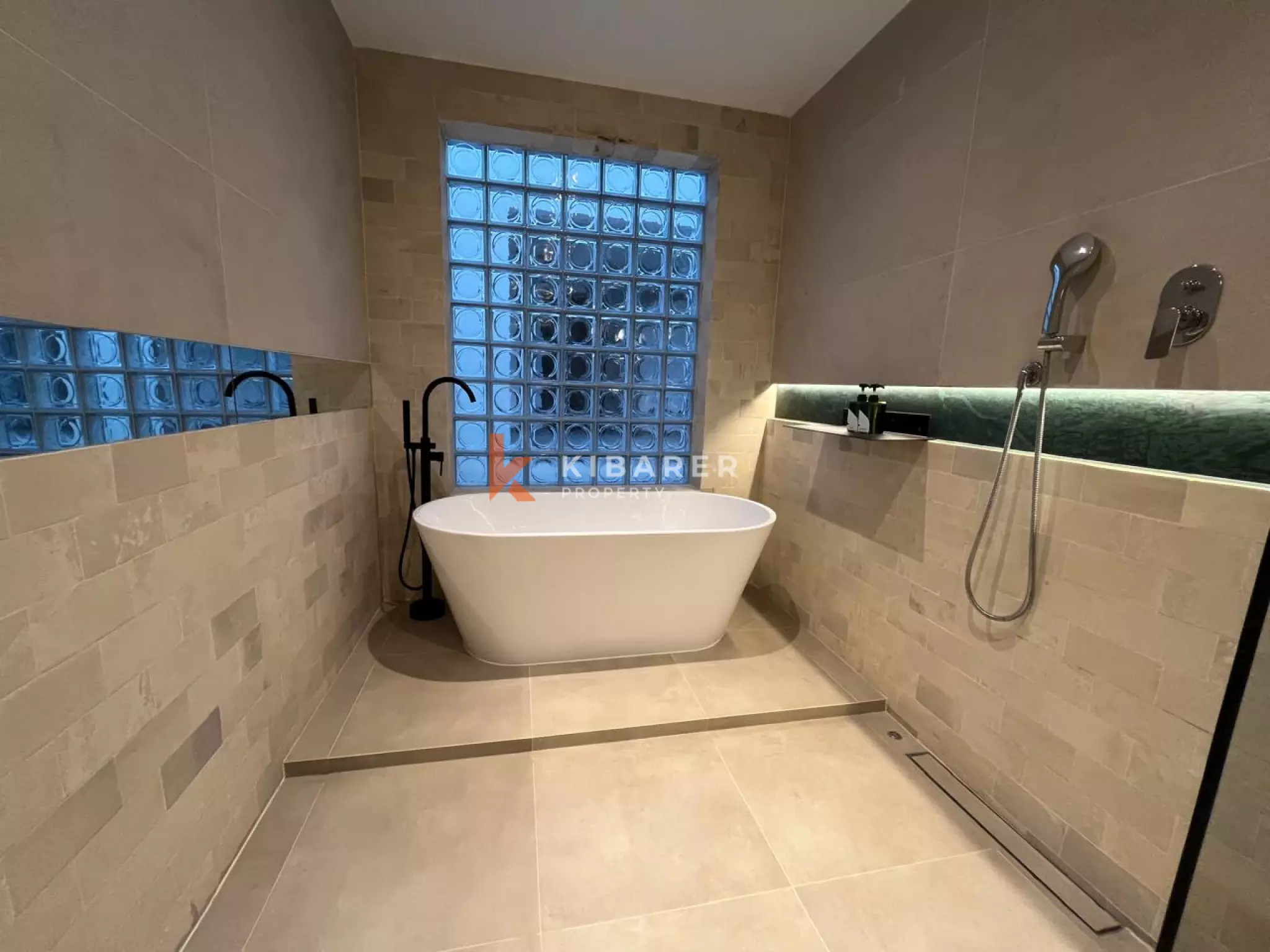 Brand New Luxury and Super Aesthetic Two-Bedroom Villa in Babakan Canggu