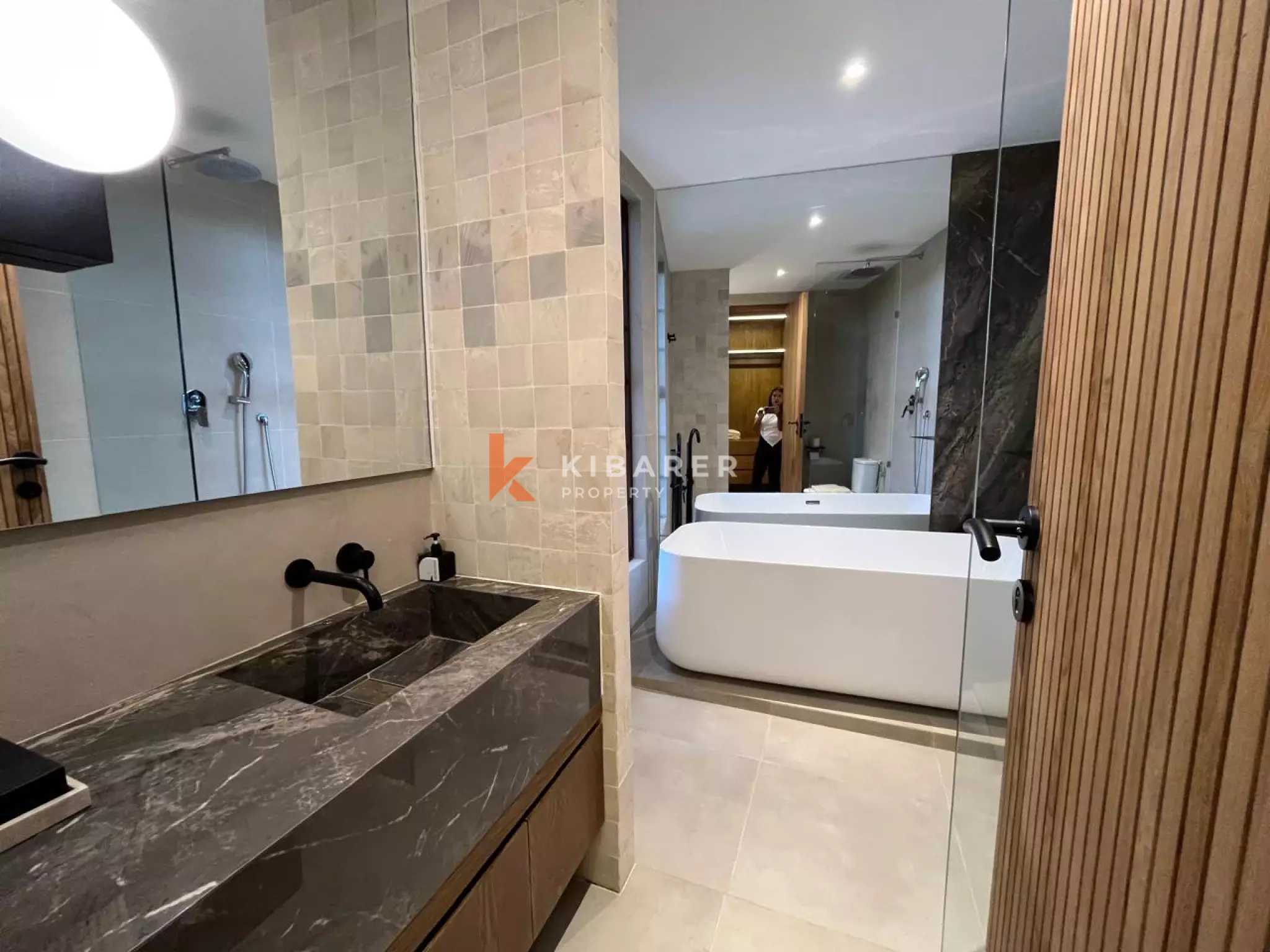 Peaceful Modern Three Bedroom Villa touched with Luxury Ambience and Amazing Paddy Field View in Canggu