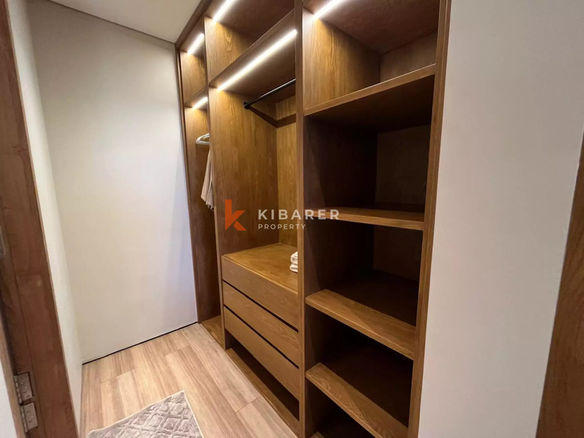 Peaceful Modern Three Bedroom Villa touched with Luxury Ambience and Amazing Paddy Field View in Canggu