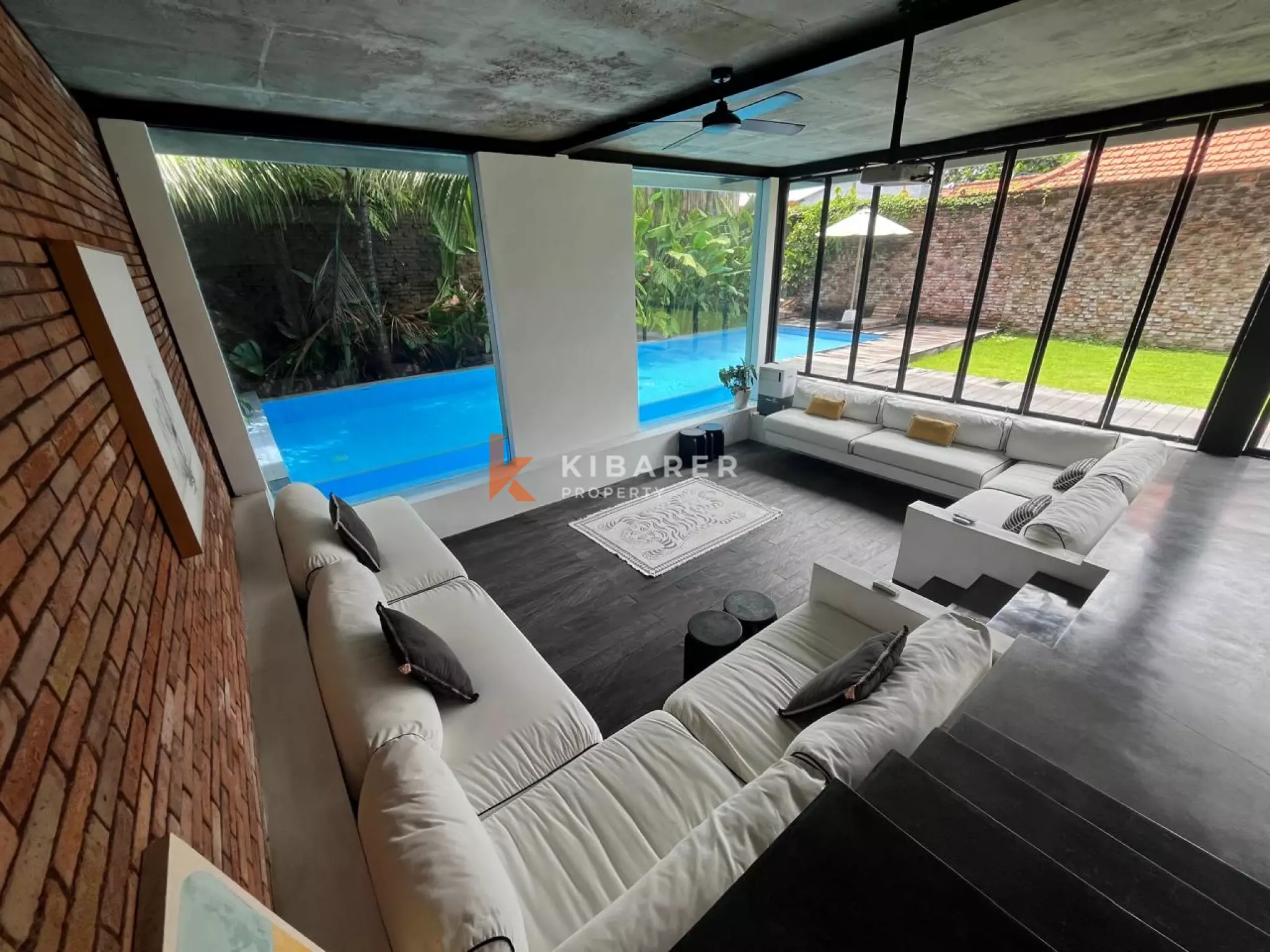 Elegant Four-Bedroom Villa in Bumbak Umalas