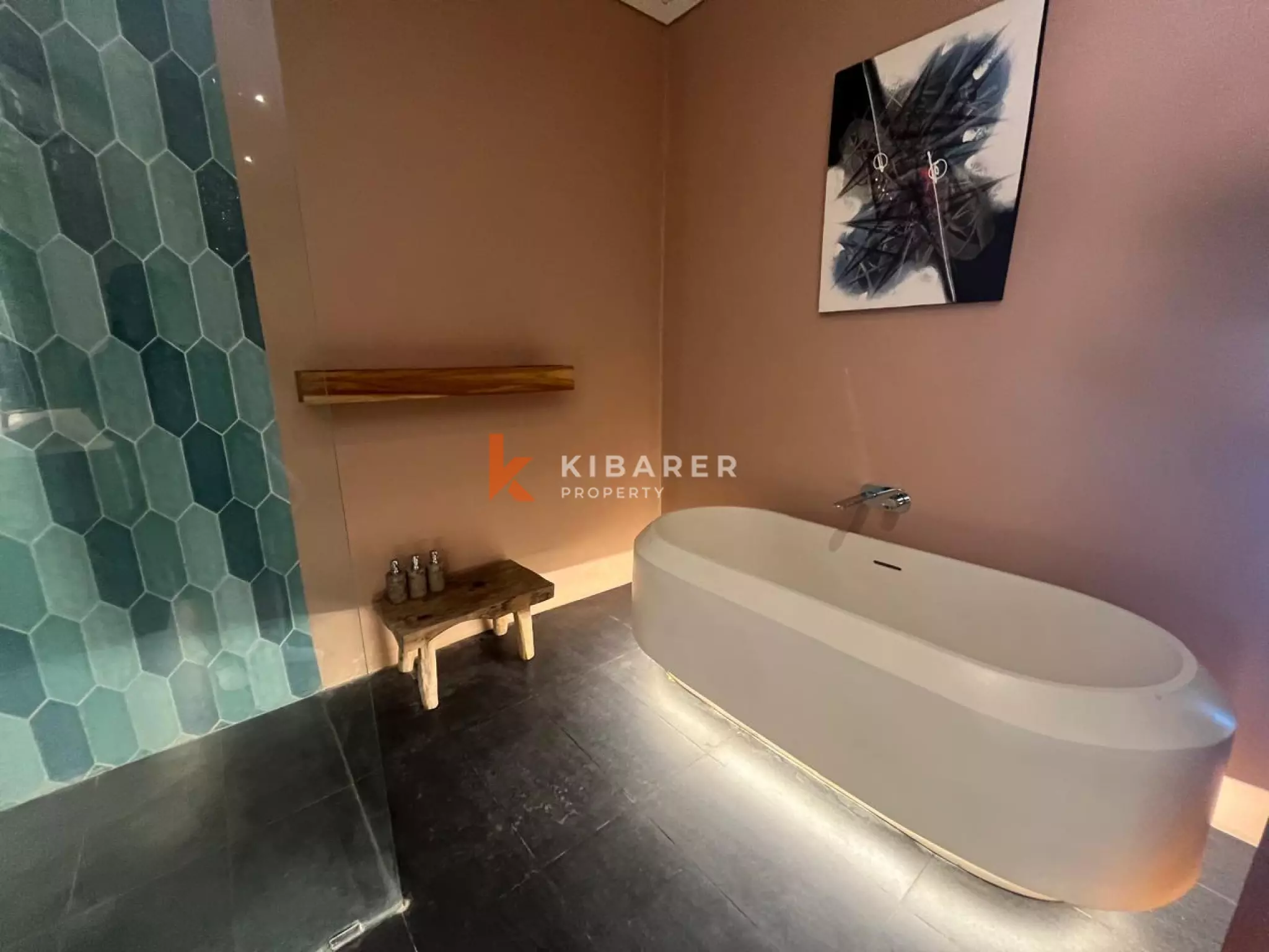 Elegant Four-Bedroom Villa in Bumbak Umalas