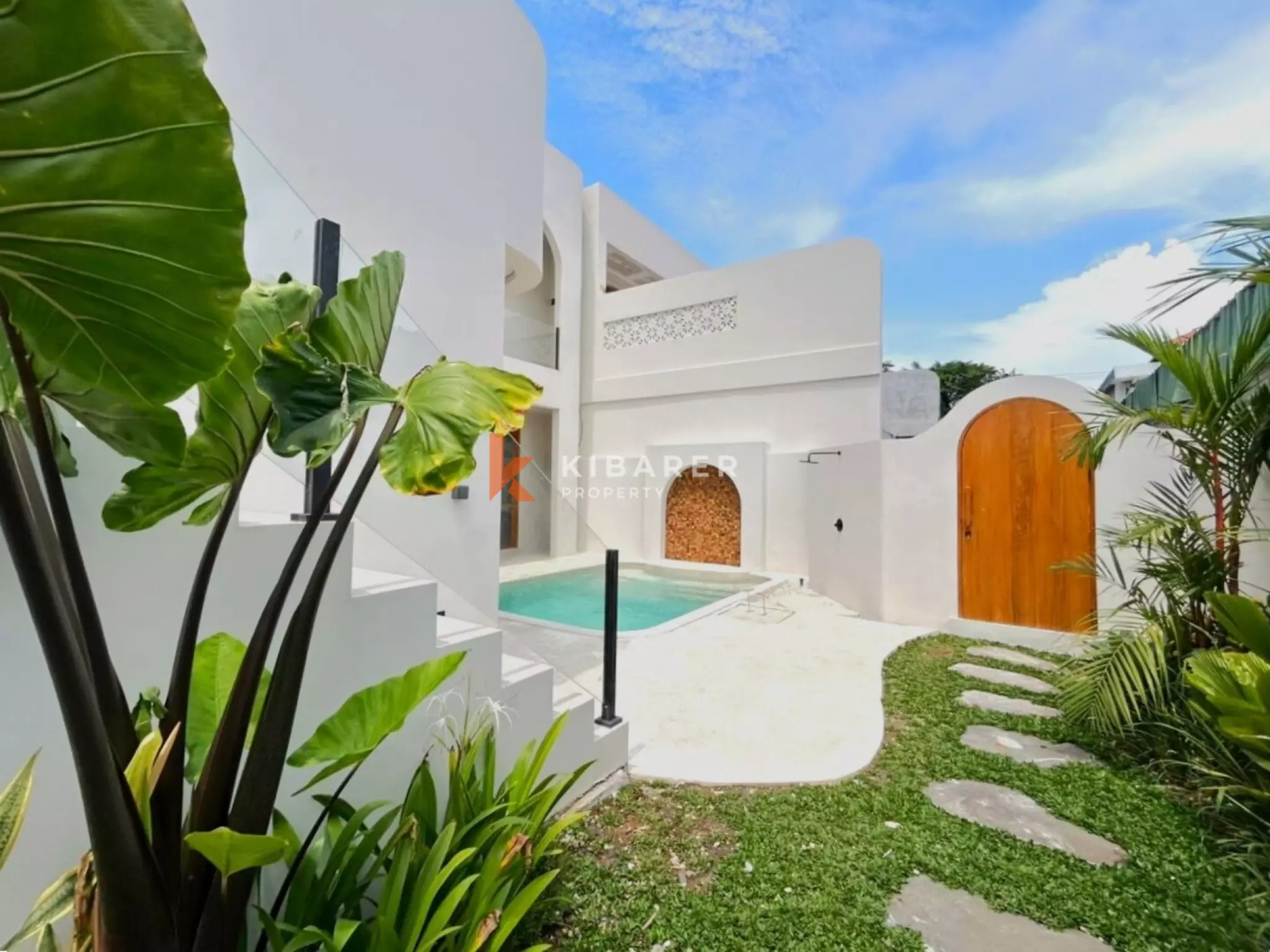Stylish Three Bedroom Mediterranean Villa with Rooftop Lounge in Umalas