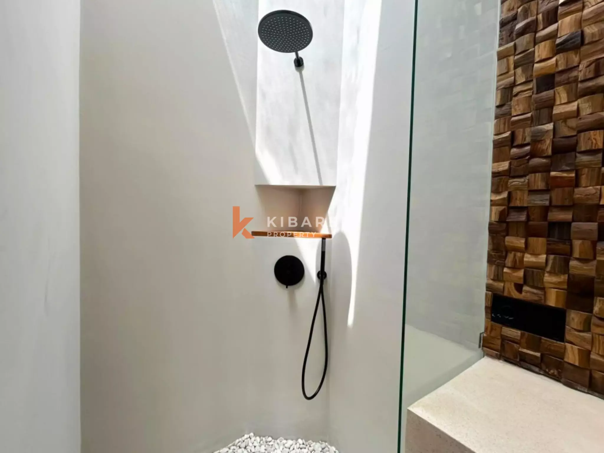 Stylish Three Bedroom Mediterranean Villa with Rooftop Lounge in Umalas