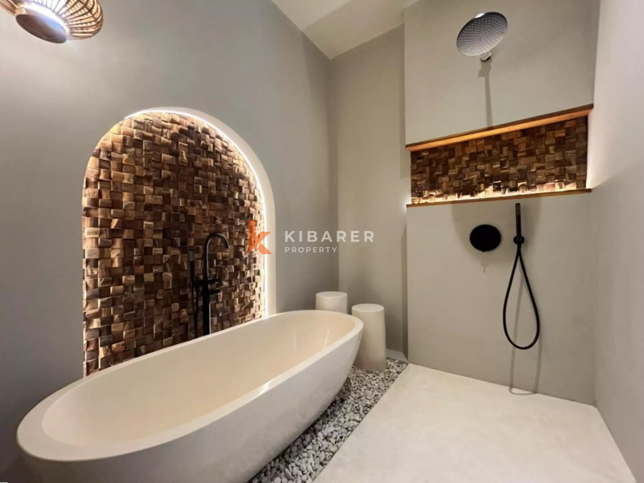 Stylish Three Bedroom Mediterranean Villa with Rooftop Lounge in Umalas