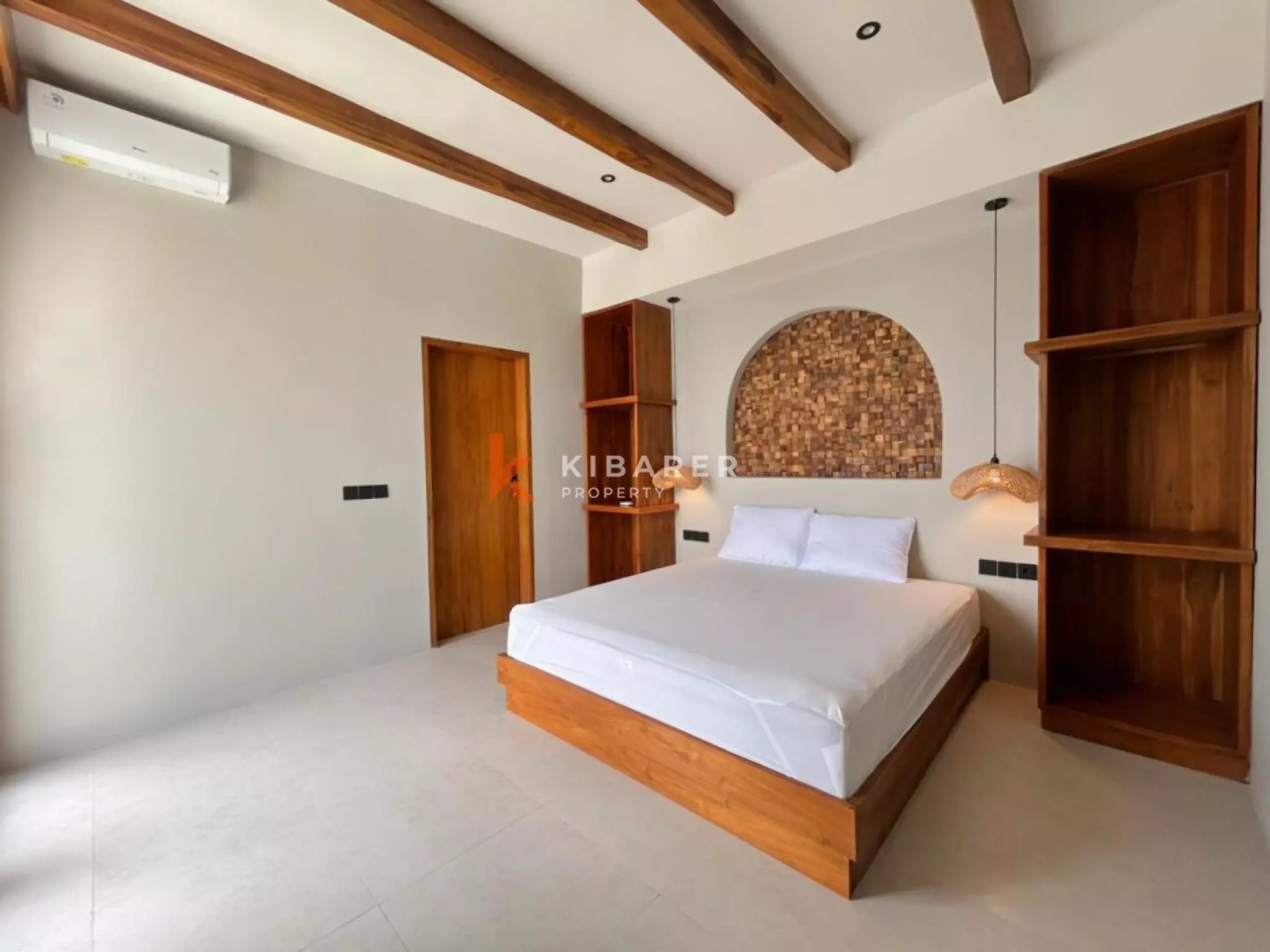 Stylish Three Bedroom Mediterranean Villa with Rooftop Lounge in Umalas