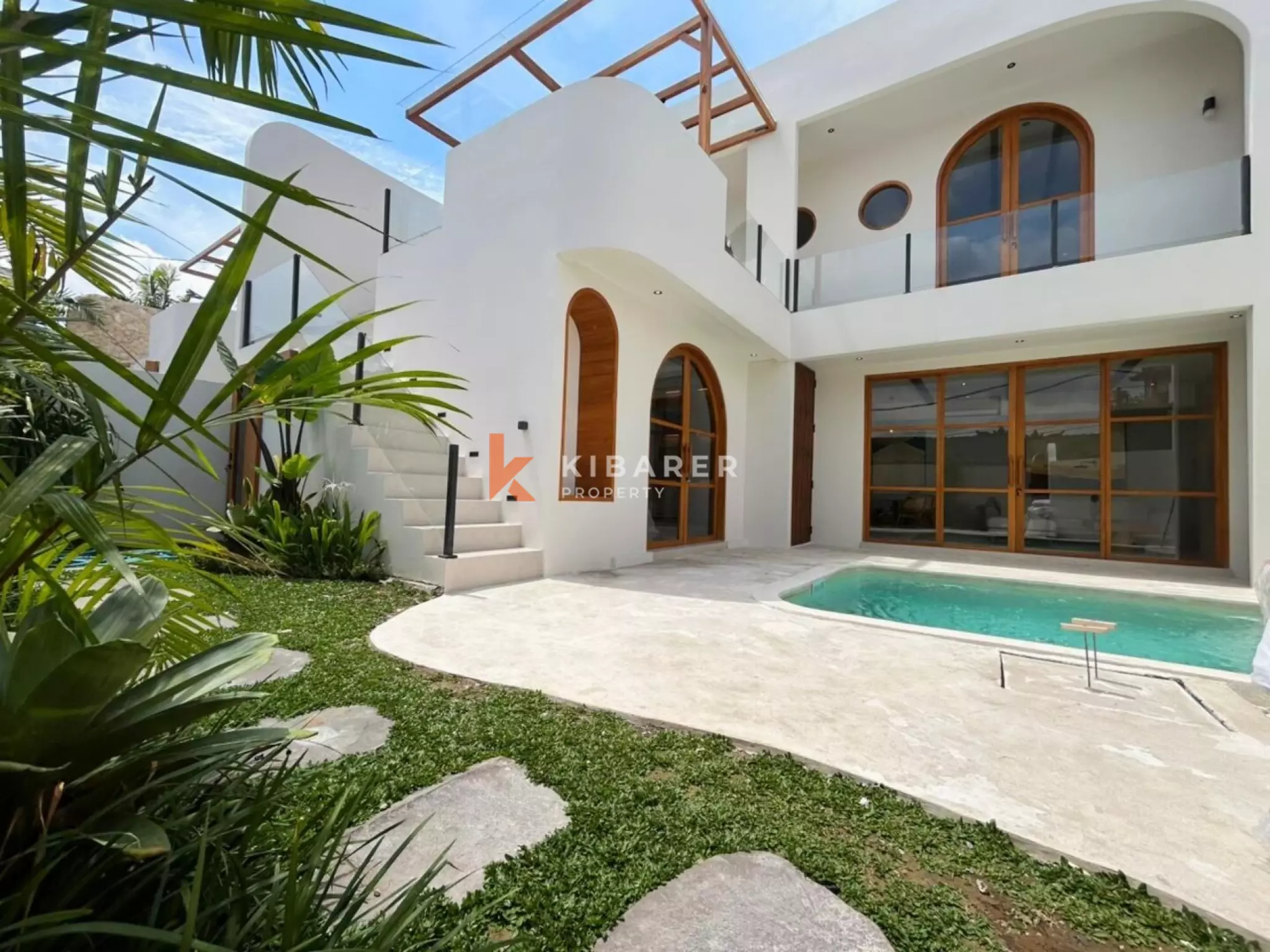 Stylish Three Bedroom Mediterranean Villa with Rooftop Lounge in Umalas