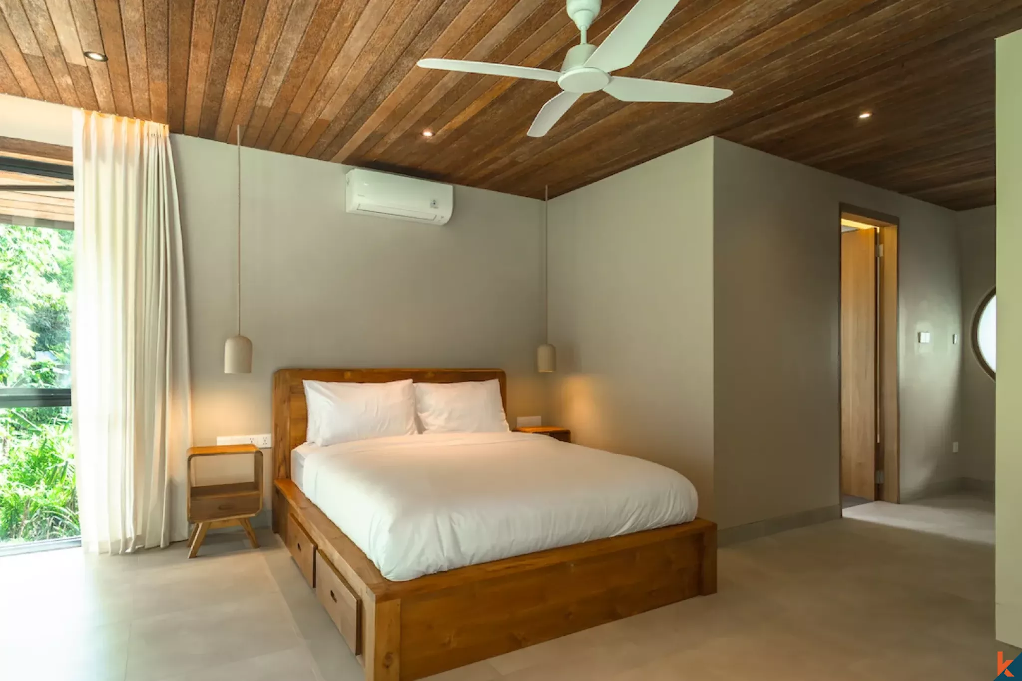 Potensi Investasi Luar Biasa: Kompleks Perumahan Mewah di Tepi Sungai untuk Disewakan di Tumbak