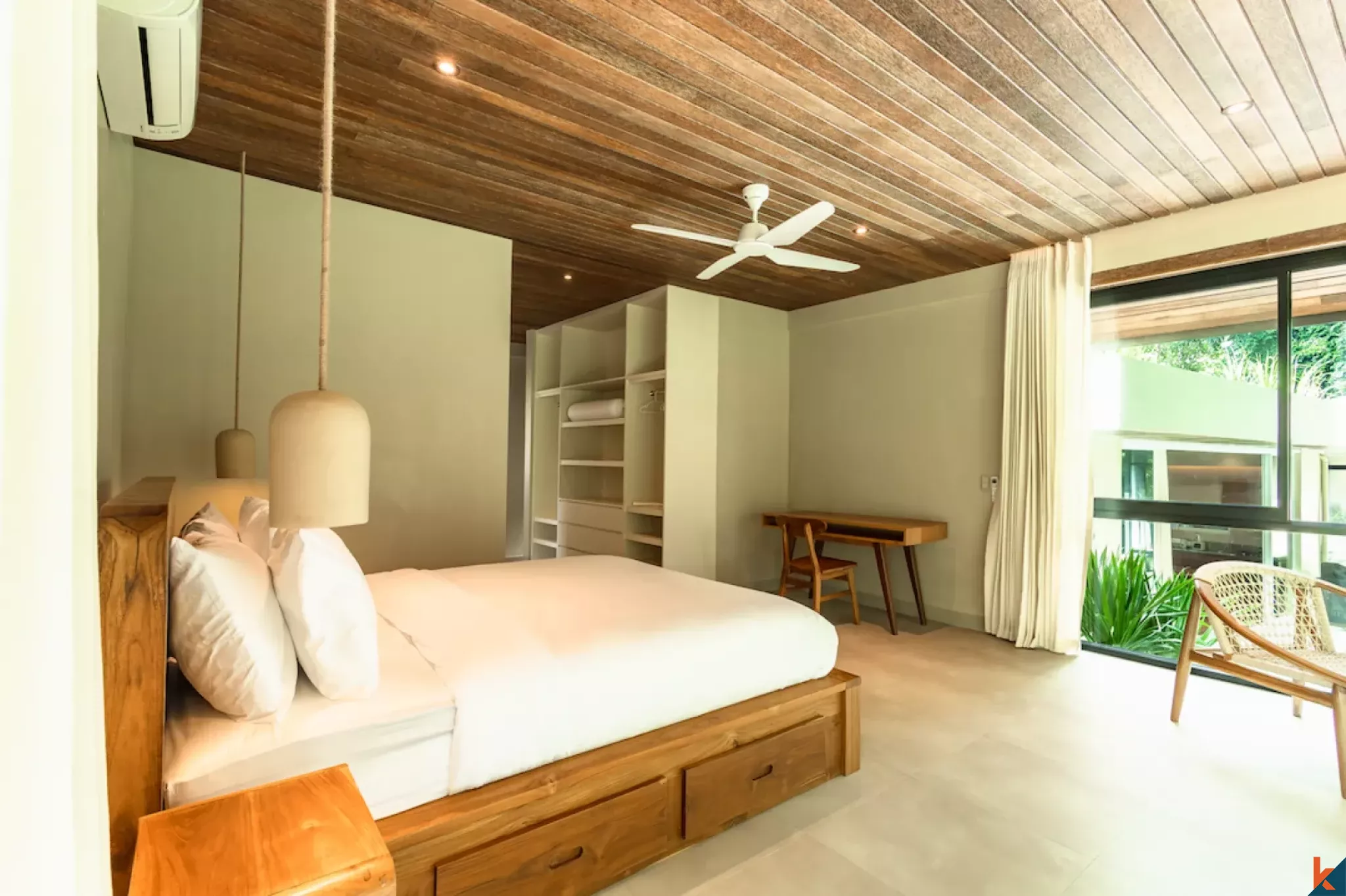 Potensi Investasi Luar Biasa: Kompleks Perumahan Mewah di Tepi Sungai untuk Disewakan di Tumbak