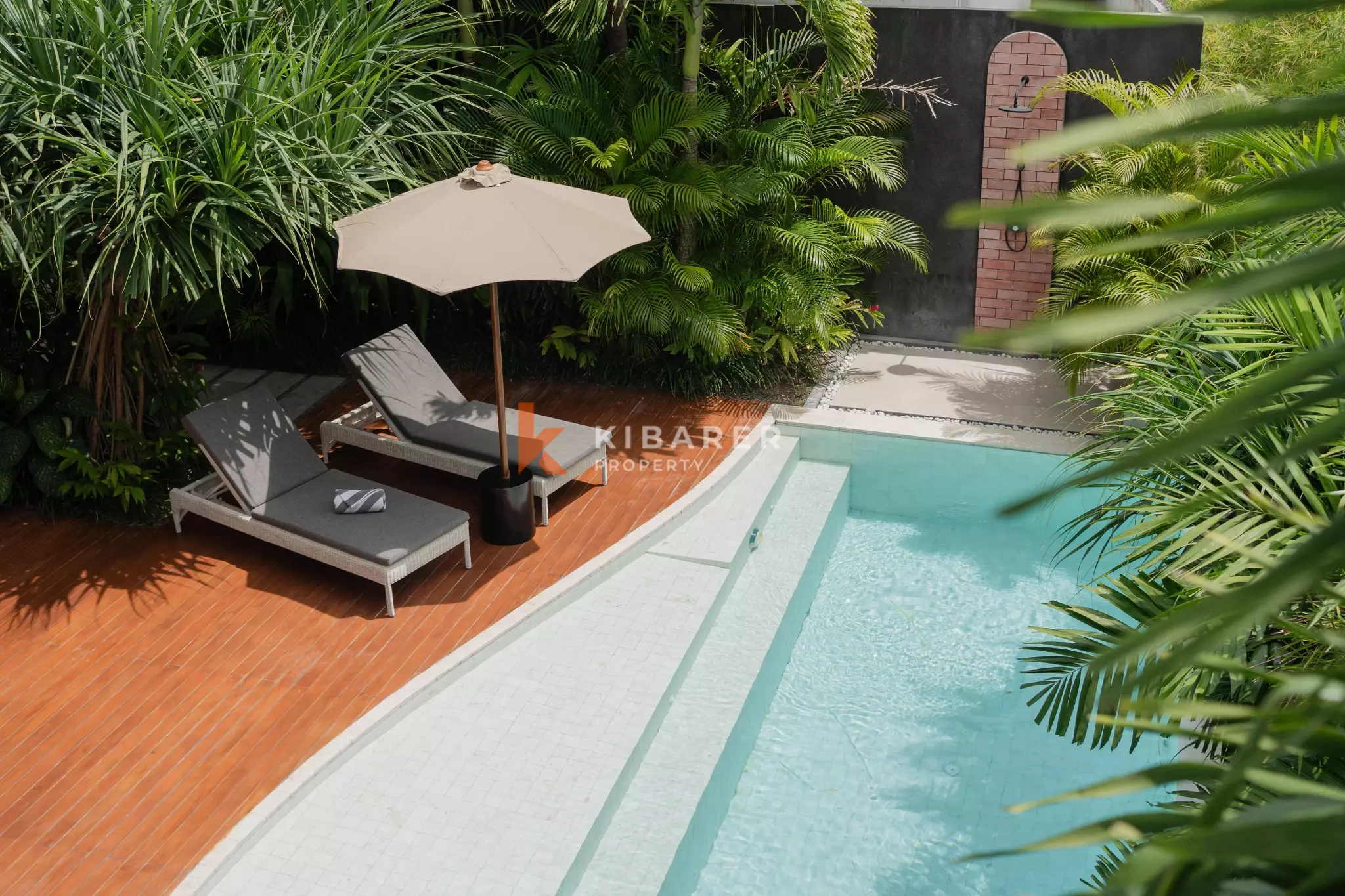 Private Oasis Four Bedroom plus Office room in Umalas